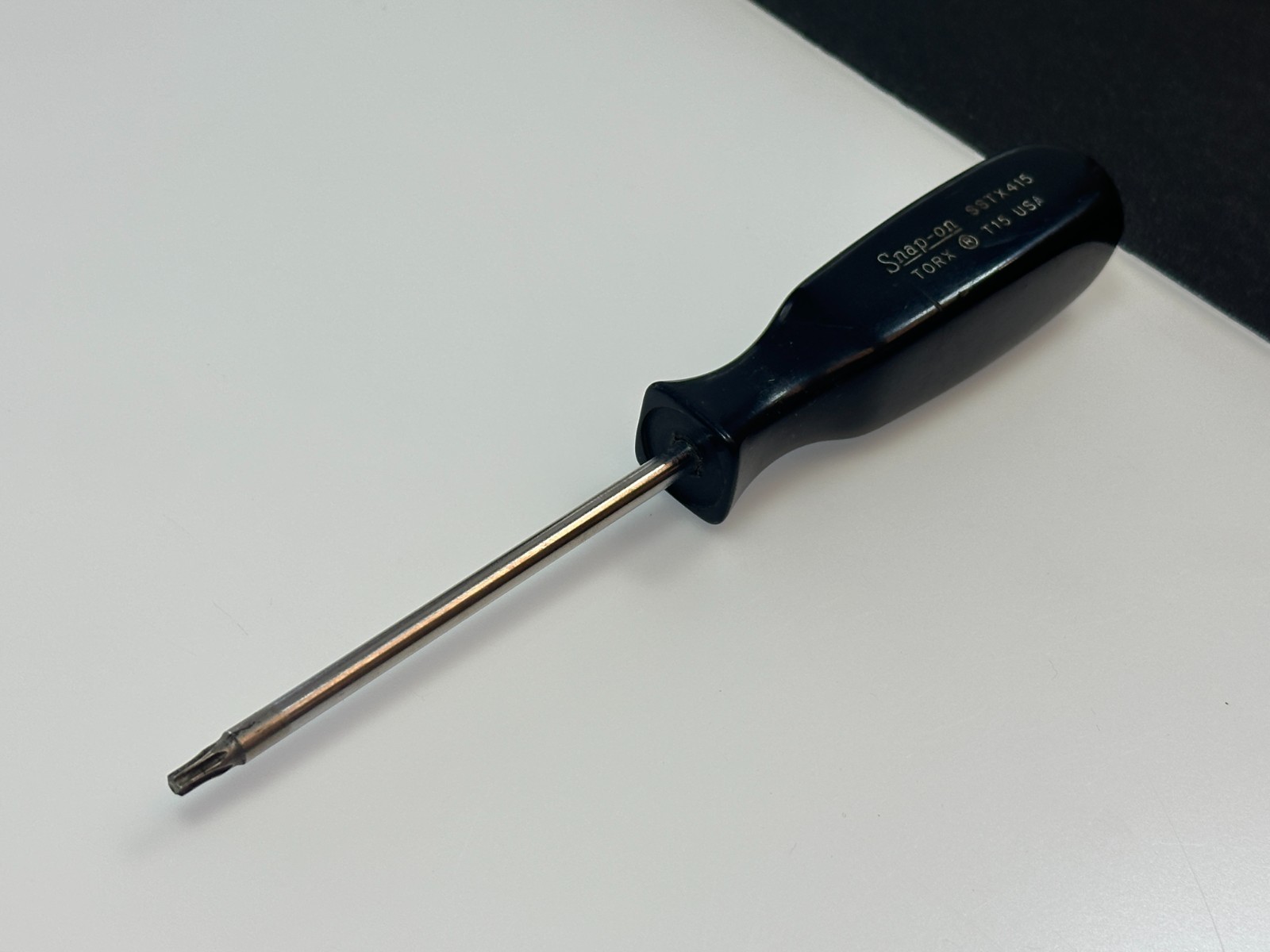 🇺🇸 Snap-on Tools USA SSTX415 T15 Torx Screwdriver, Classic Black Hard Handle