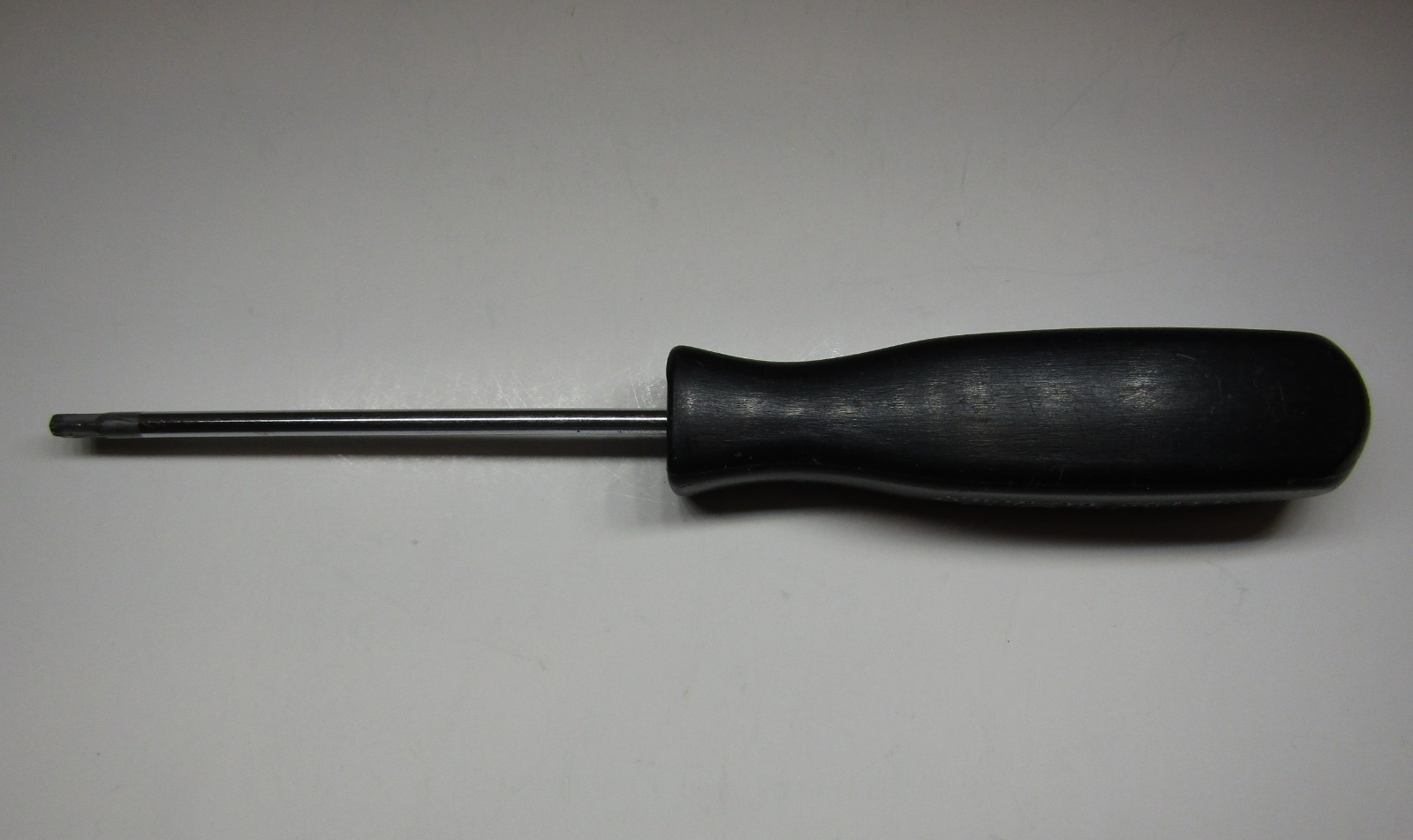 Snap On SSTX15 *Torx* Driver T15 Screwdriver w/ Black Hard Handle – U.S.A.