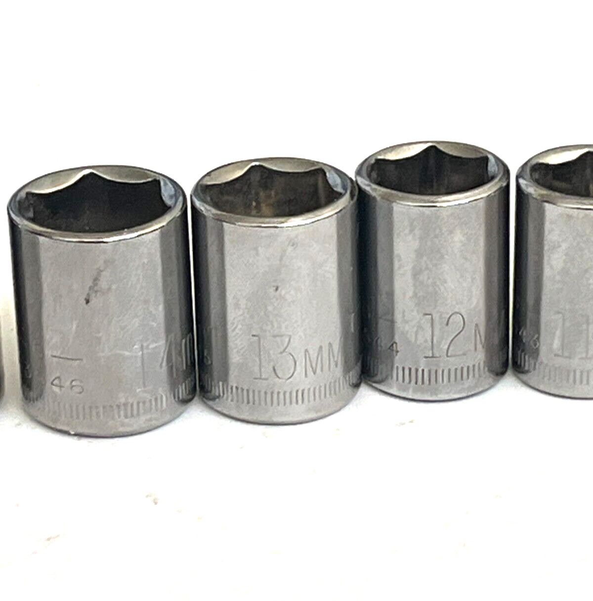 Craftsman 9 Piece Socket Set Metric 3/8″ Drive 6 PT Shallow G 9-15, 17, 19MM USA