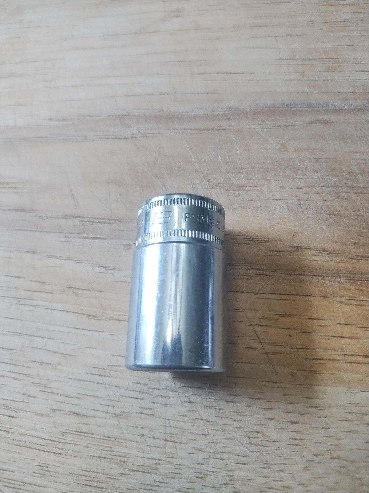 Snap On Semi Deep 18mm, 3/8″ Drive, 6 Point Socket. Part # FSMS18