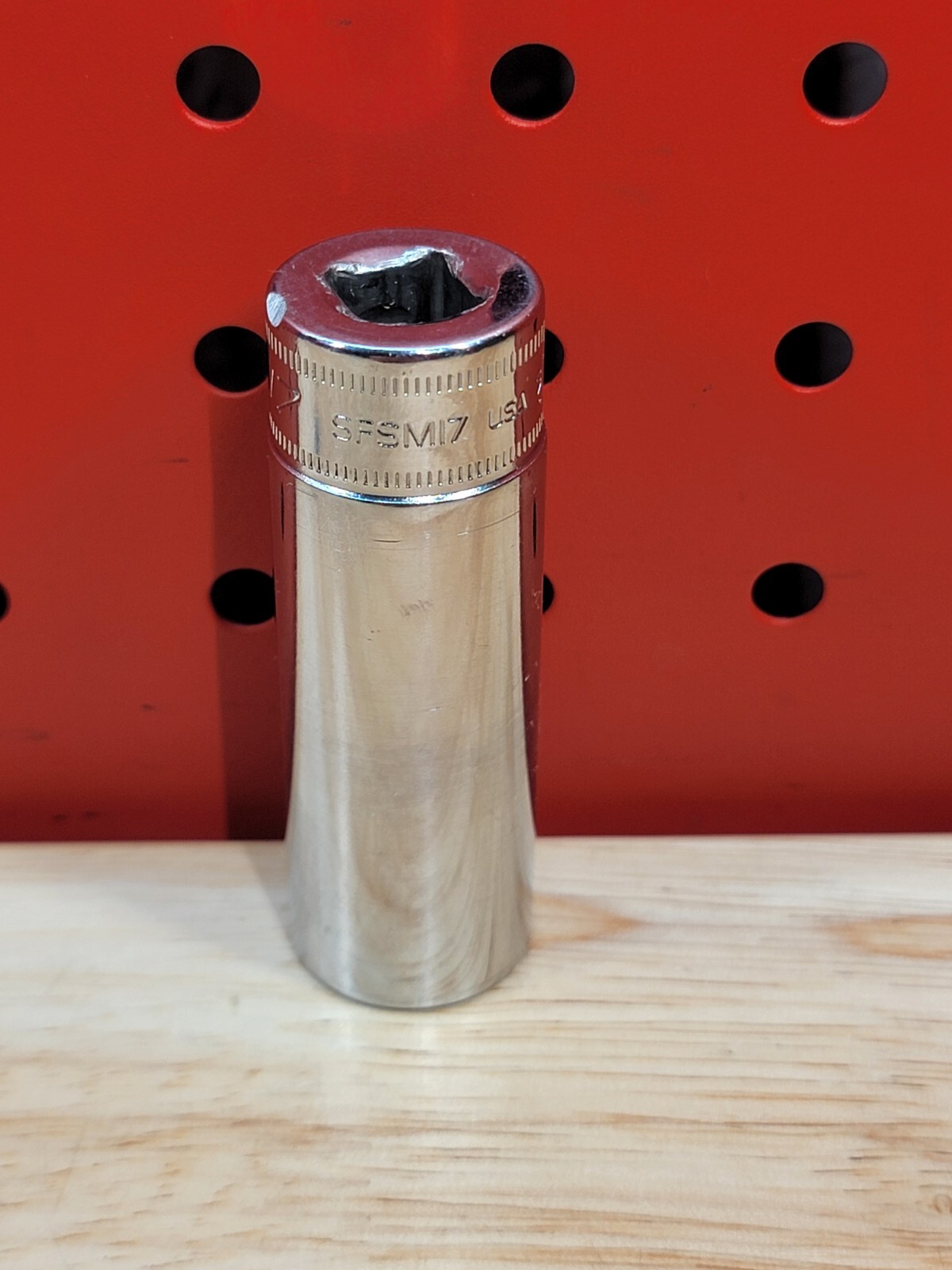Snap-on Tools SFSM17 3/8″ Drive 17mm Metric 6-Point Deep Chrome Socket