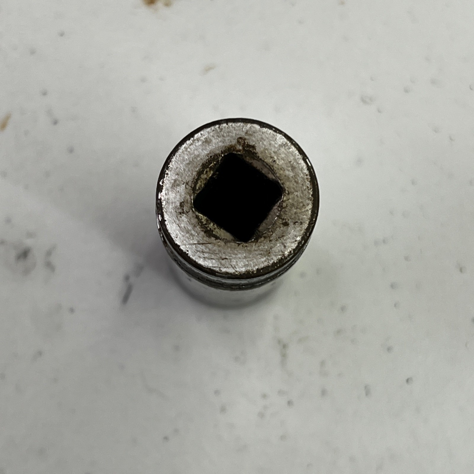 Snap-on Tools 3/8 Drive 3/4″ SAE 12 Point Deep Chrome Socket SFS241