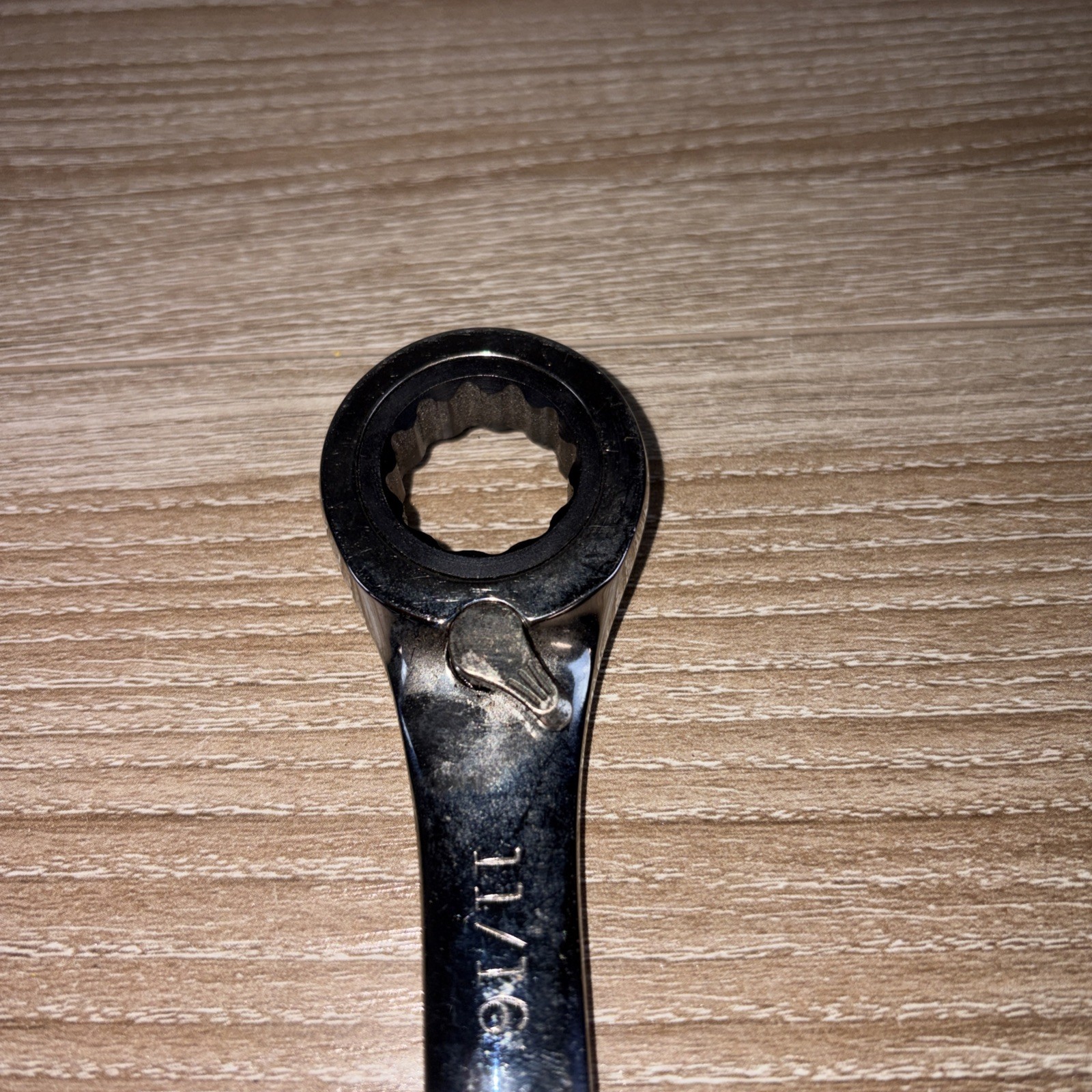 Craftsman 11/16-in Standard (SAE) Reversible Ratchet Wrench 42418 D-AD PAT.