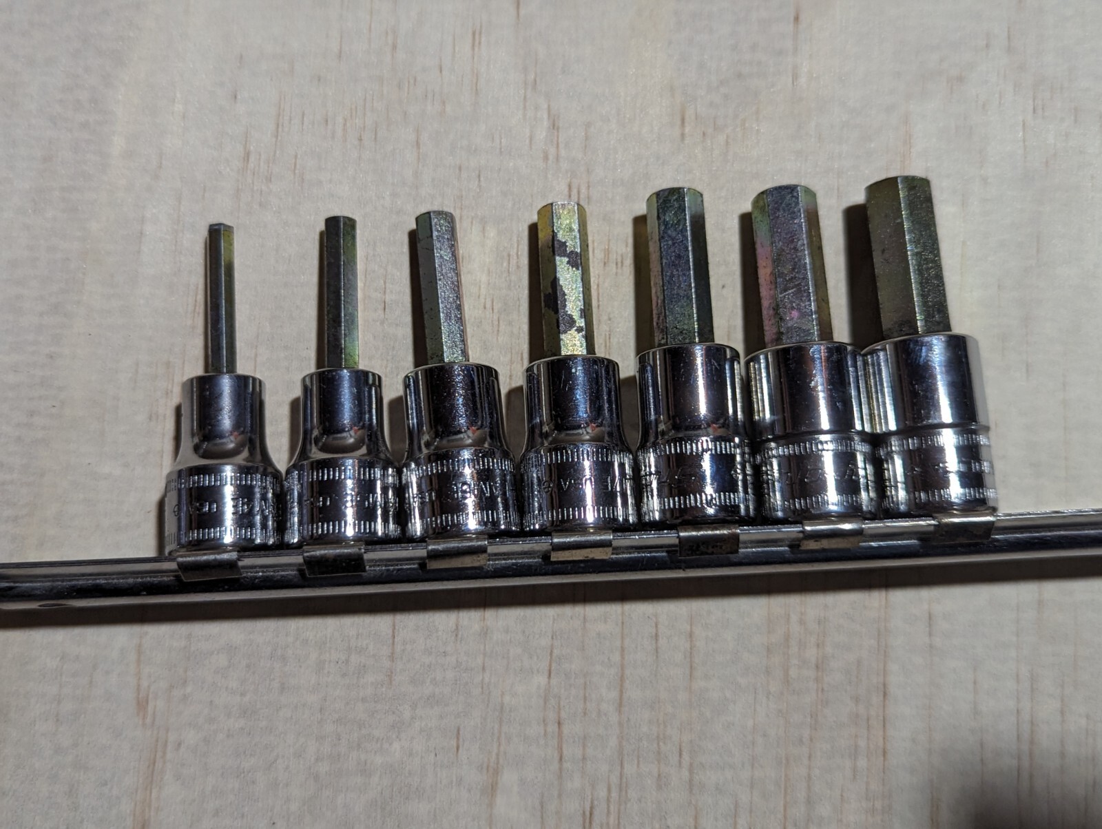 snap on tools 4mm-10mm Hex Socket Set # 207EFAMY