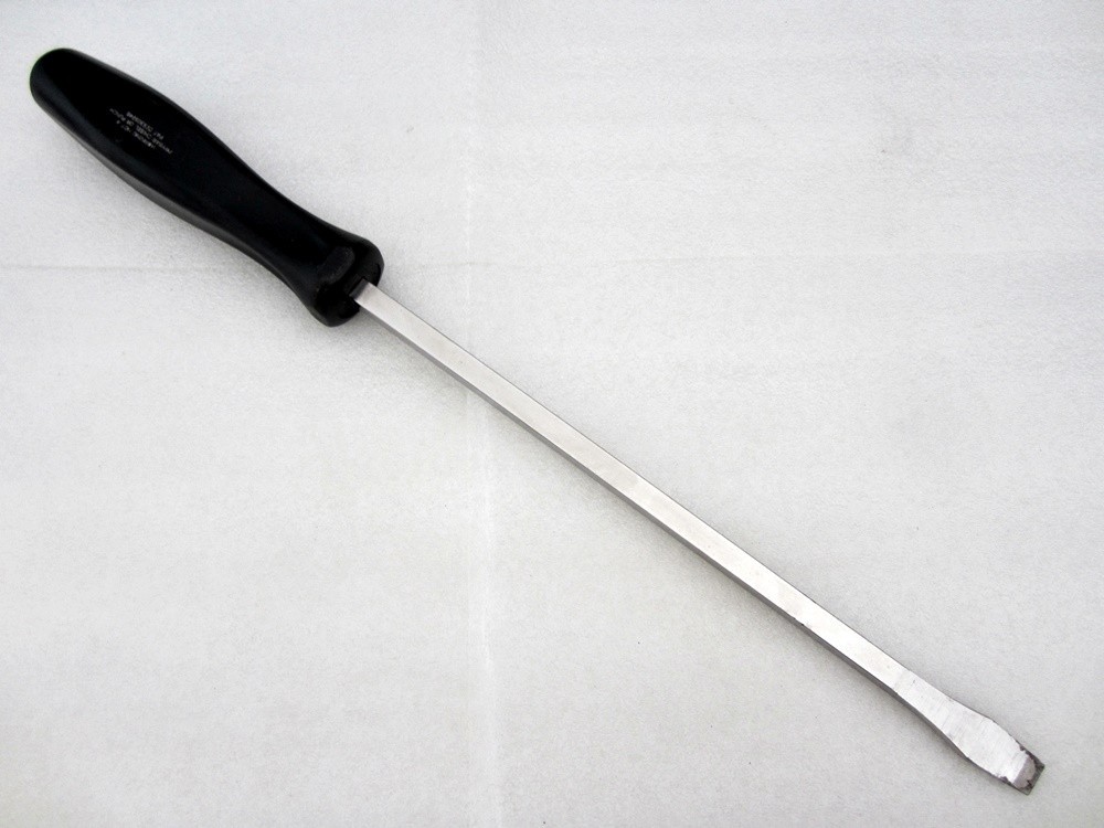 Vintage Snap-on 1/2″ Slotted 12″ Screwdriver SDD412 Black Hard Handle USA