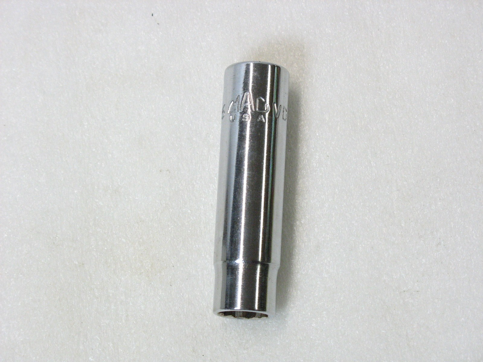 Mac Tools 9/16″ 12 Point 1/2″ Drive Deep Chrome Socket VD182