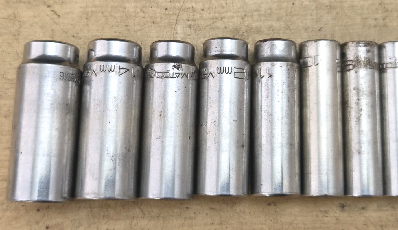 Matco Tools SAMD146TA-1/4″ Drive 14 Pc Metric Deep 6Pt Chrome Socket Set W/ Tray