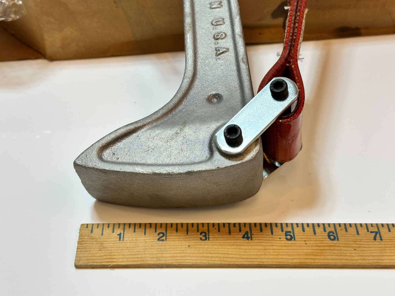 NEW Klein Tools S-18H 18″ Grip-It Adjustable Strap Wrench 1-1/8″ to 8″ Capacity