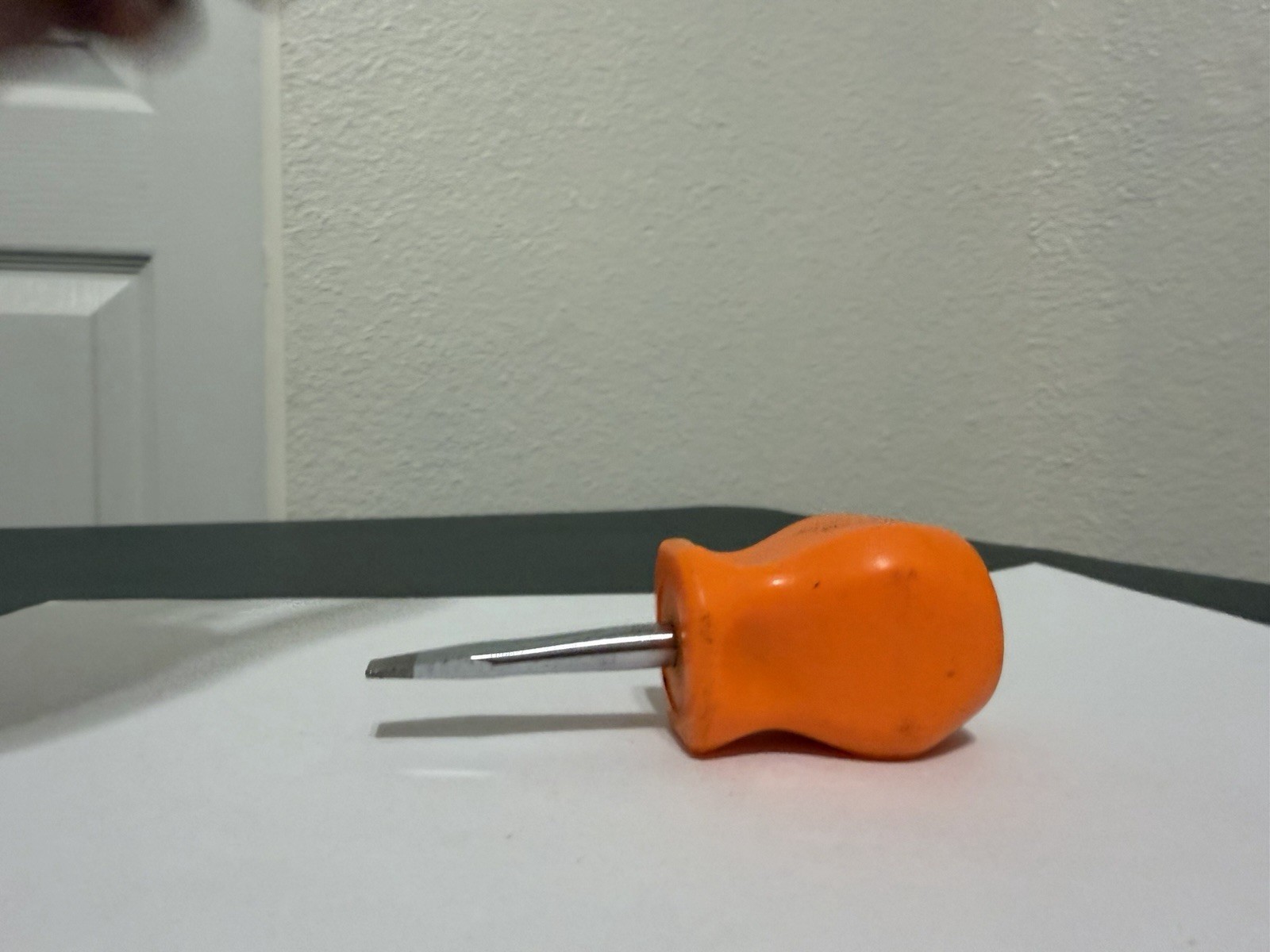 Snap On Flat Tip Stubby Screwdriver