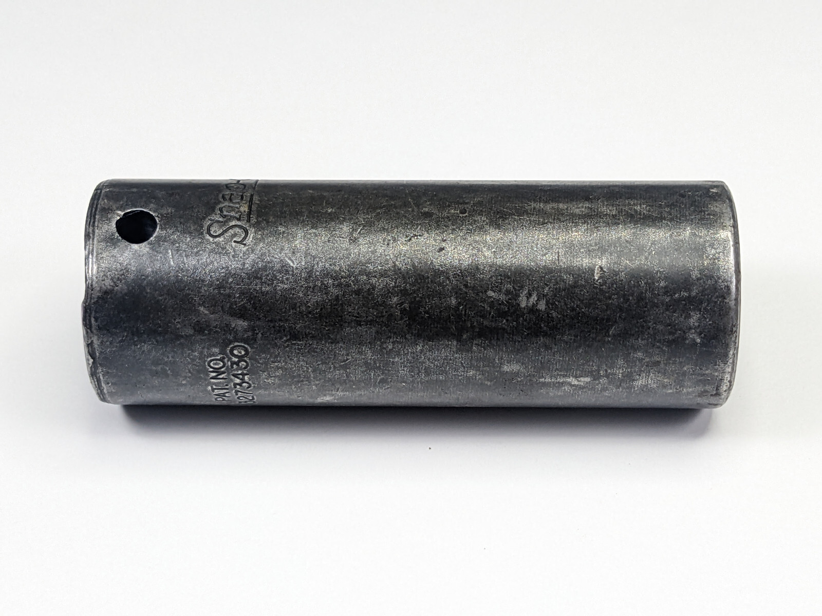 Snap On 11/16″ Deep Well 6pt Impact Socket 3/8″ Drive SIMF220- underline
