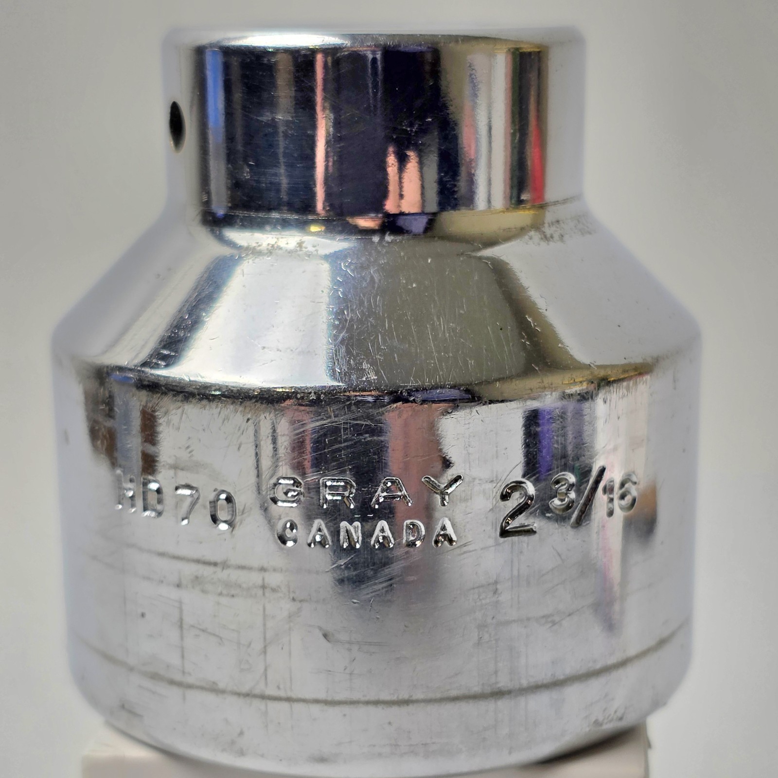 HD 70 Gray Canada 2 3/16″ 12-point shallow chrome socket with a 3/4″ drive #0592