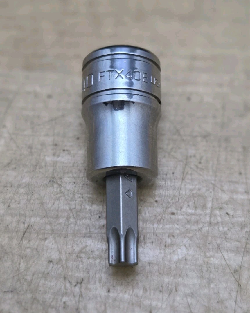 New Snap On FTX40E- 3/8″ Drive T40 Standard TORX Bit Socket Driver