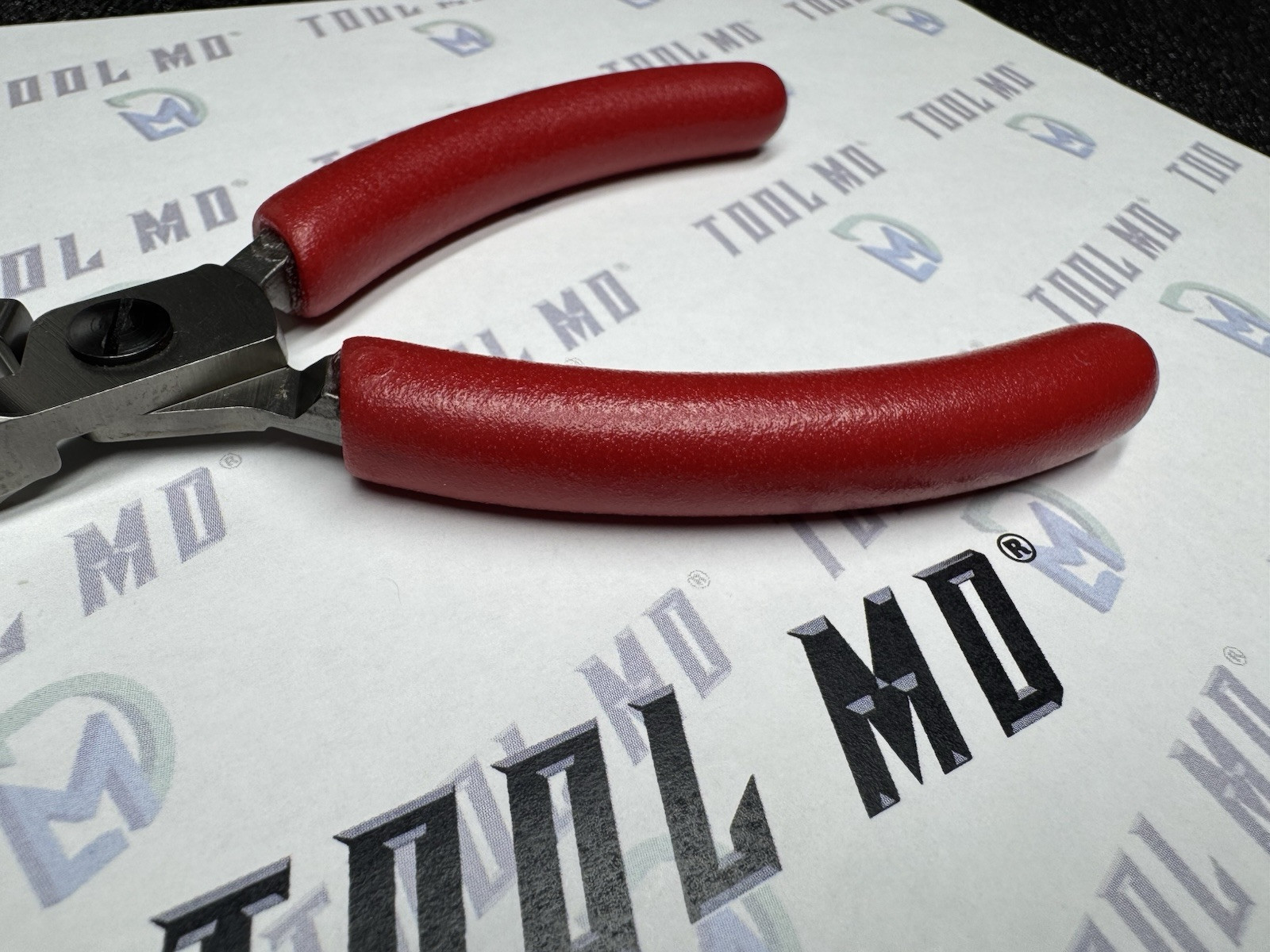 Snap-on Tools NEW RED Soft Grip P-Series Precision End Cutting Pliers P86145A