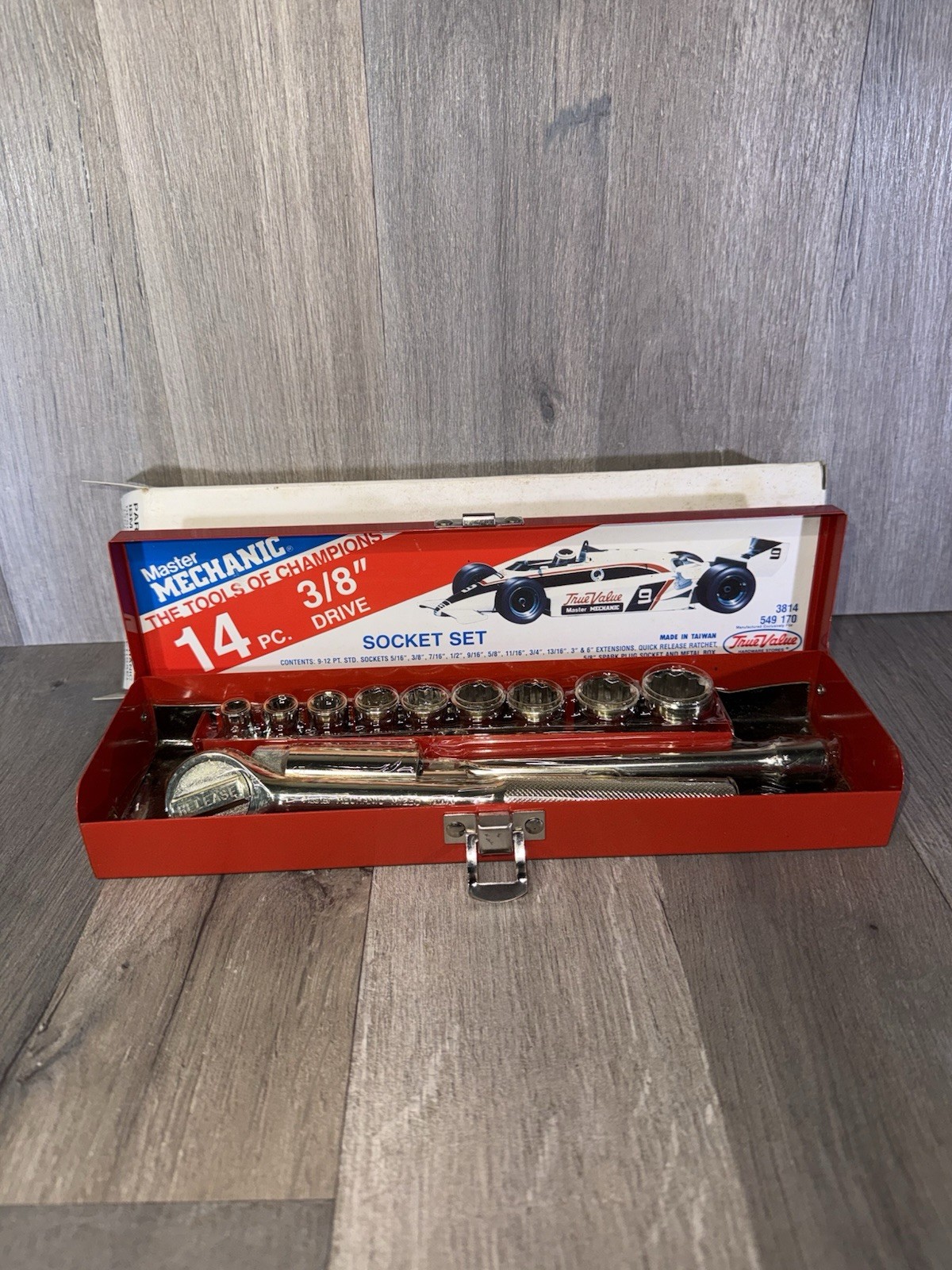 Vintage Master Mechanic 1/2″ Drive Socket Wrench Set – 12 Pieces Made in Taiwan