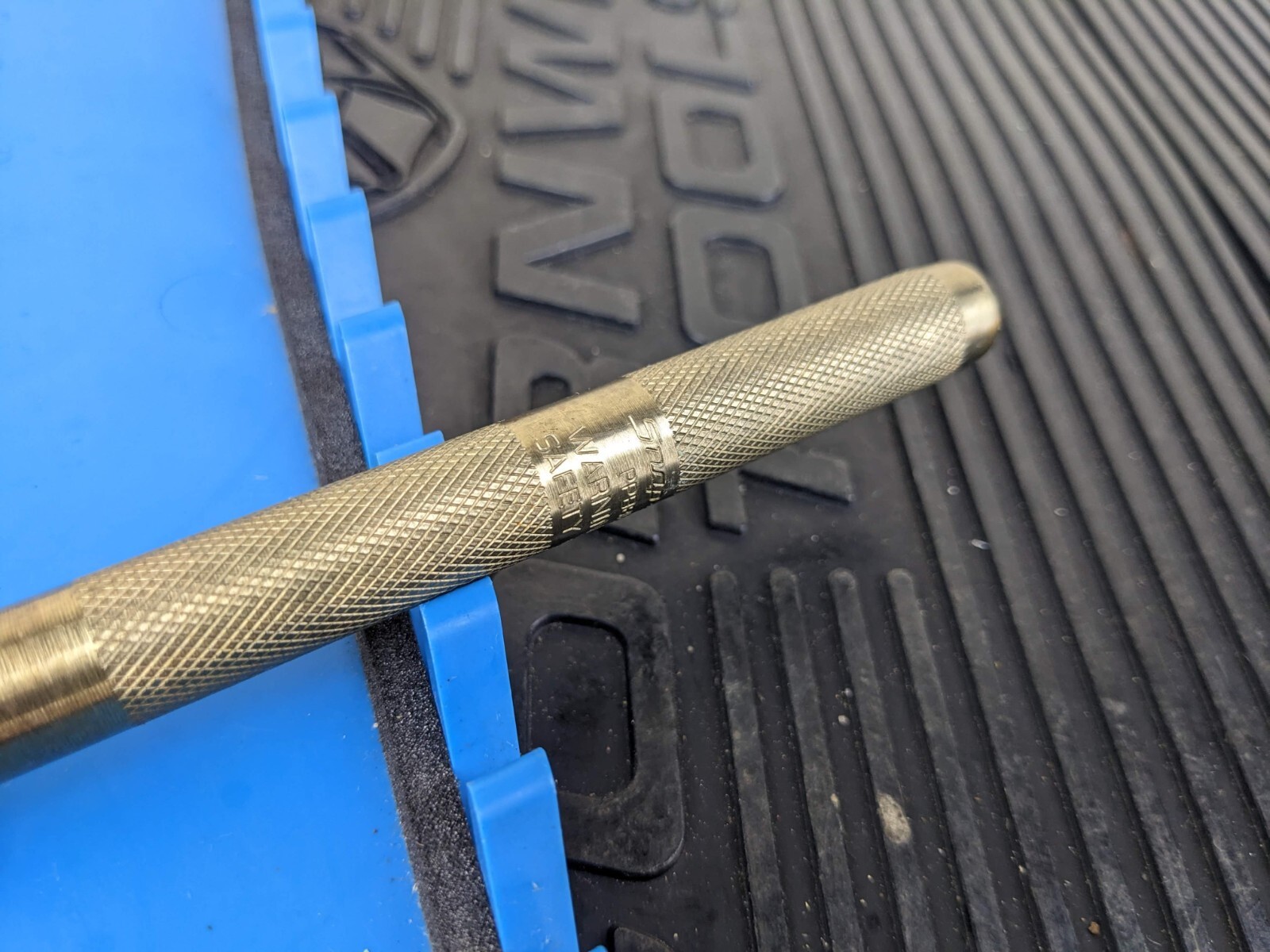 #bb191 Snap On Tools Brass 1/2″ Drift Punch 8 inches PPB816A
