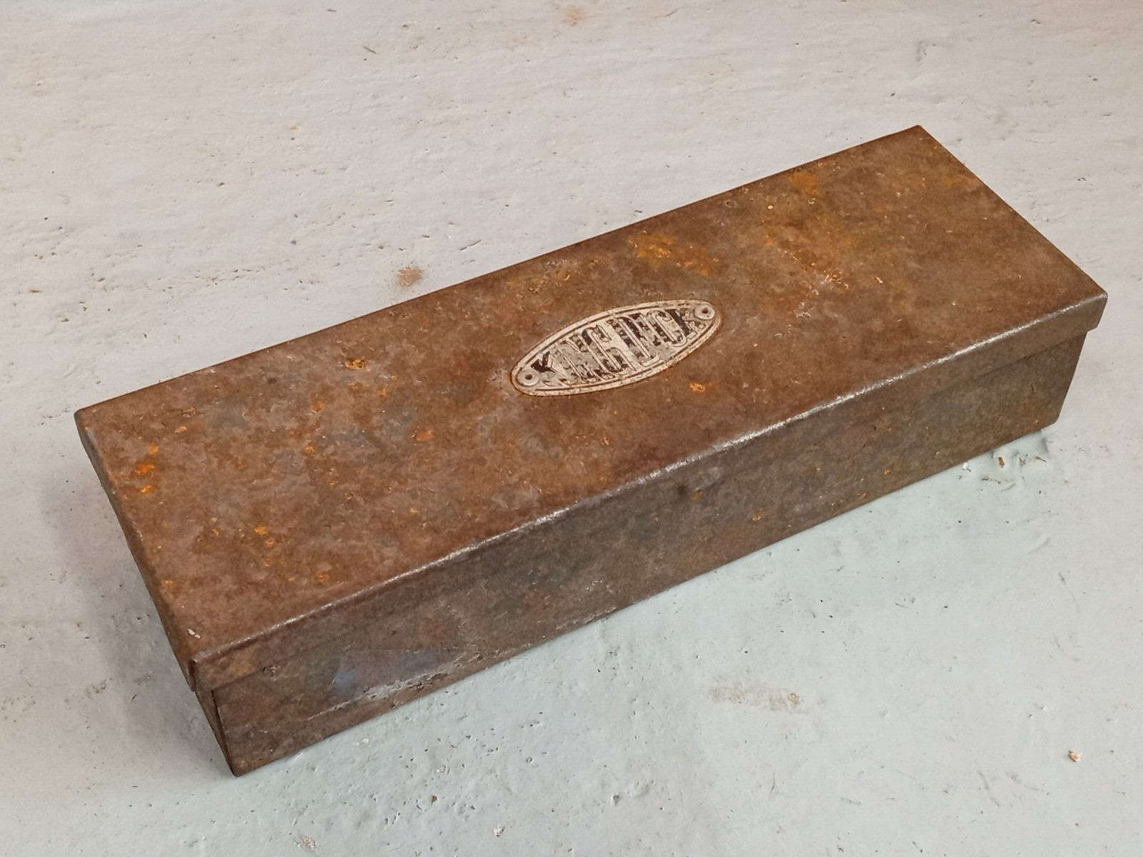 Vintage KING DICK, Socket Box For Restoration, W21.5 x D7 x H4.5 CM Approximate