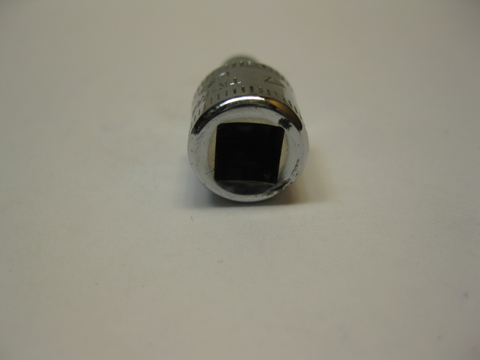 Snap-on tools 1/4″ drive 4mm metric 6 point Socket TMM4 Mint!