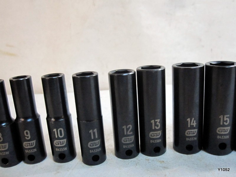 Gearwrench set of 14 sockets 6 point see description 22-8 missing 20