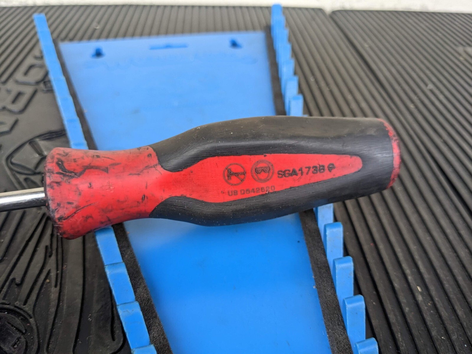 #bg063 Snap-on Tools USA RED Soft Radiator Hose Pick SGA173B