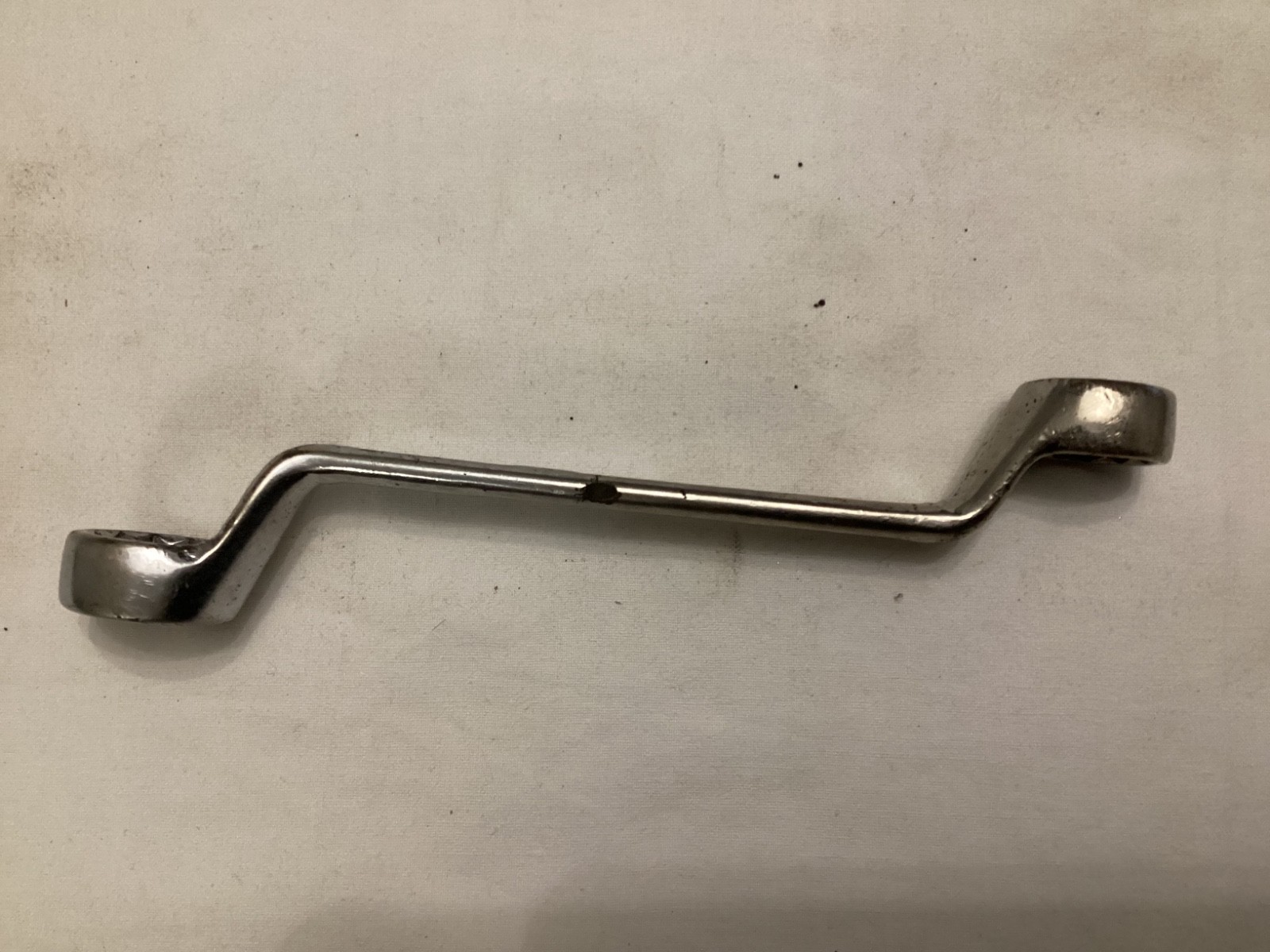 3/4″ x 11/16″ AF Ring Spanner (Halfords) – 476
