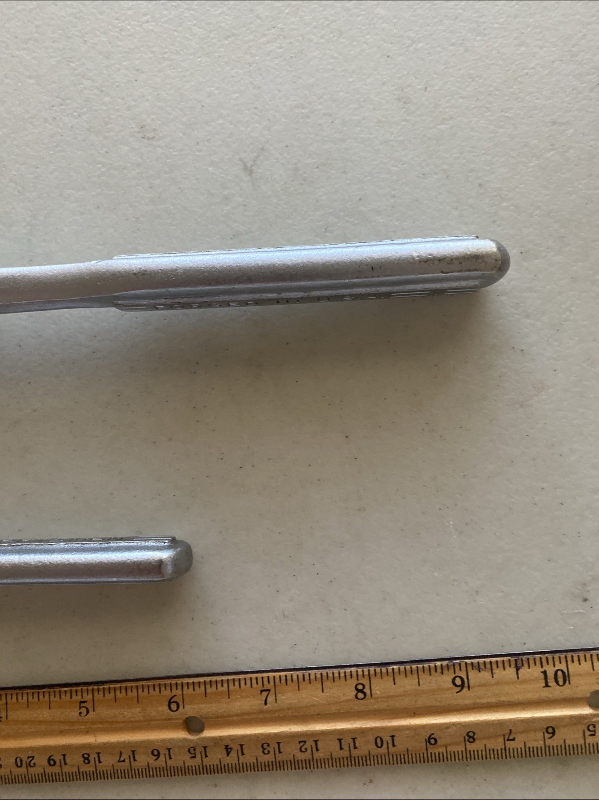 2pc.Vintage Craftsman 1/2” & 3/8” Flying ‘V’ =V= Ratchets USA Clean Some Marks
