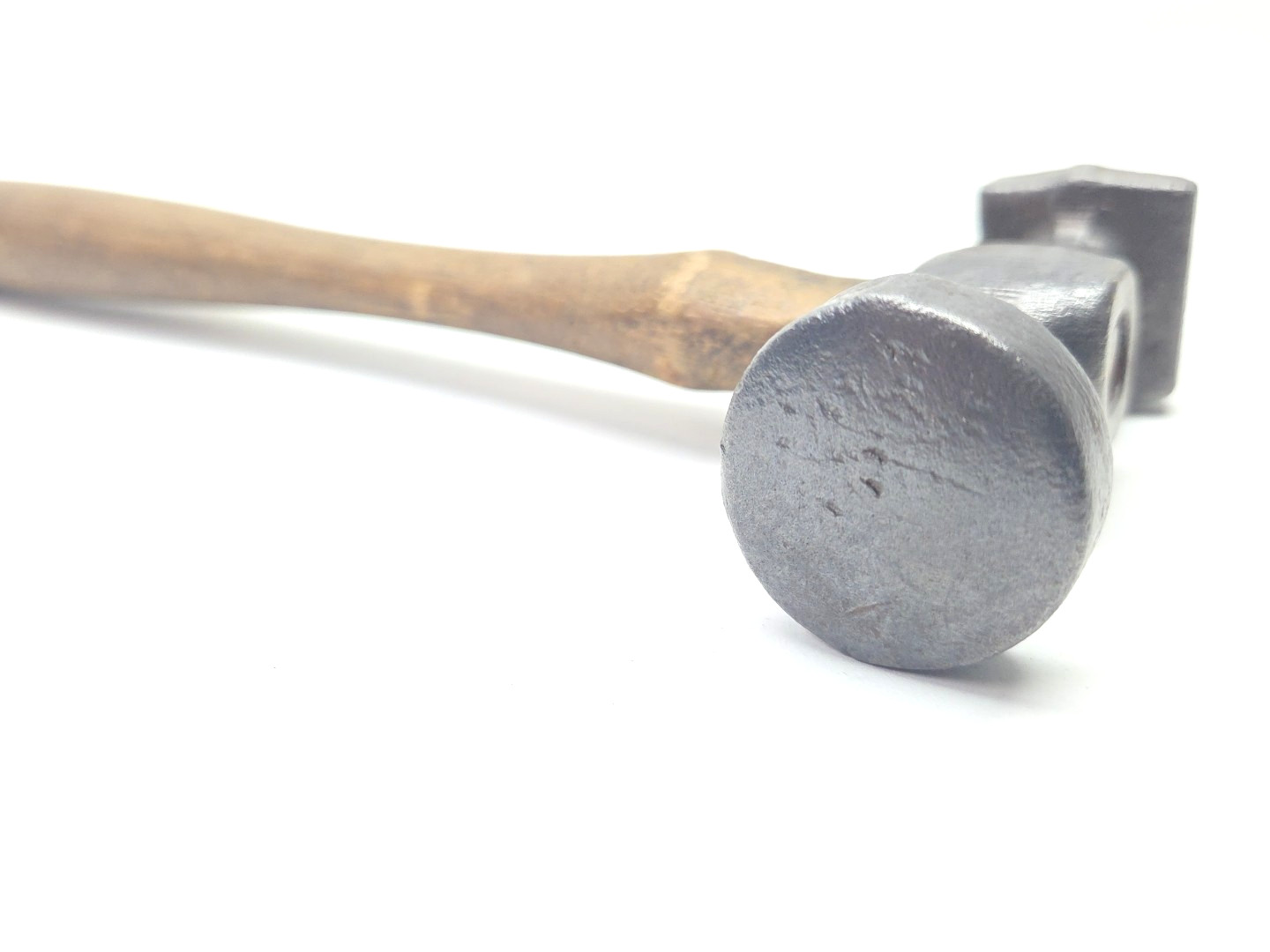 Vintage Auto Body Shop Repair Bumping Hammer 17.8oz 13″ Wood Handle