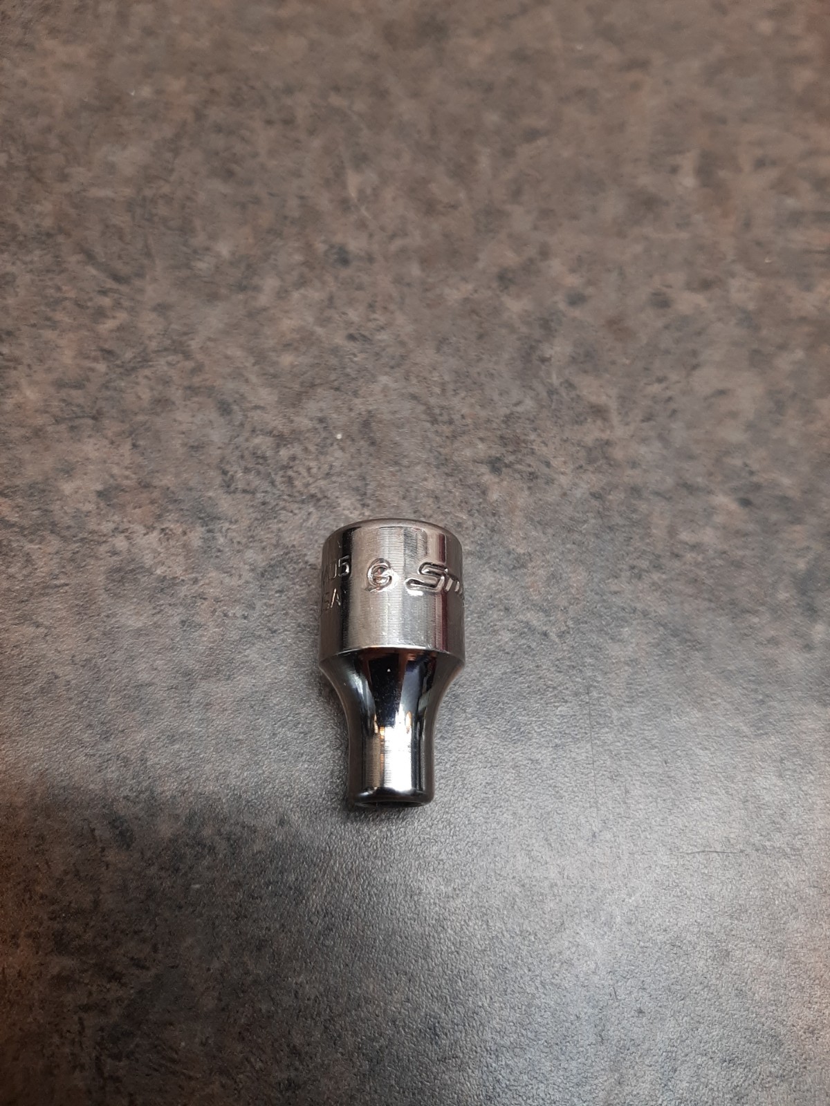 Snap-on Tools USA NEW 1/4″ Drive 6-POINT SAE 5/32” Shallow Chrome Socket TM05