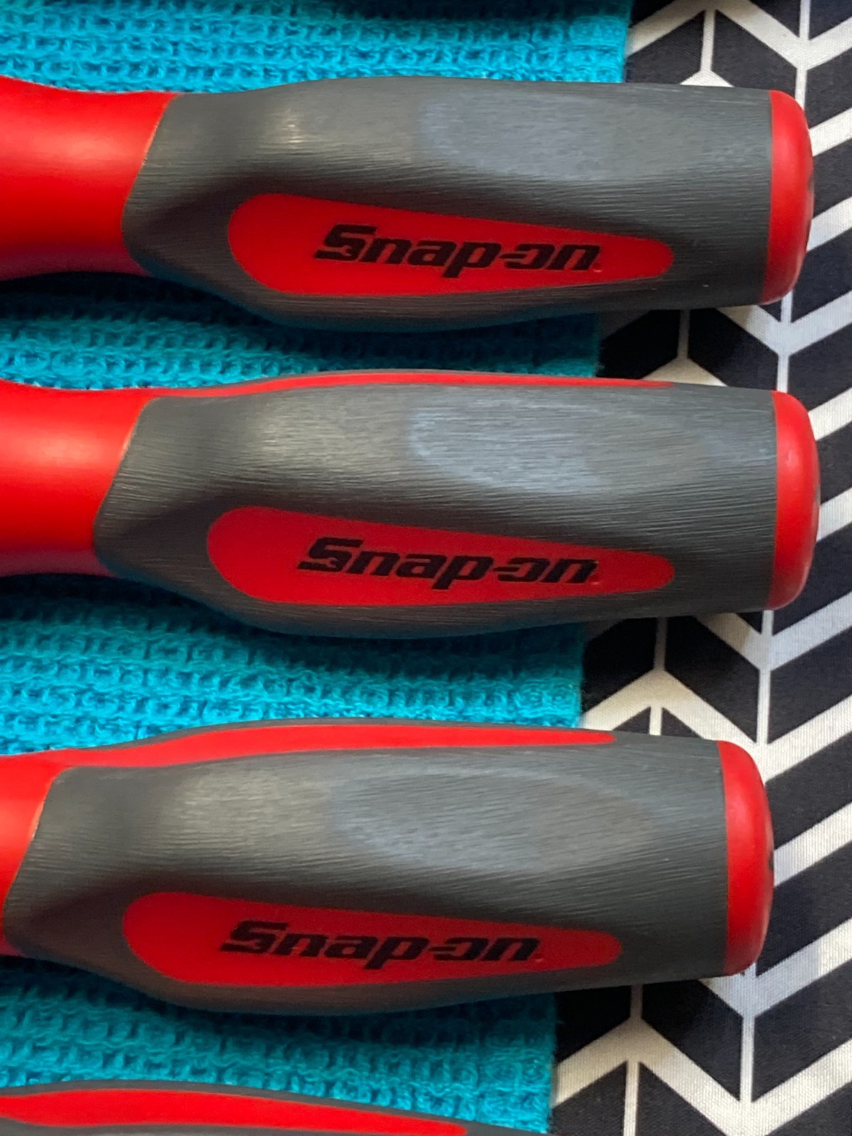 Snap-on™ Instinct Red hard Handled 6-piece Screwdriver