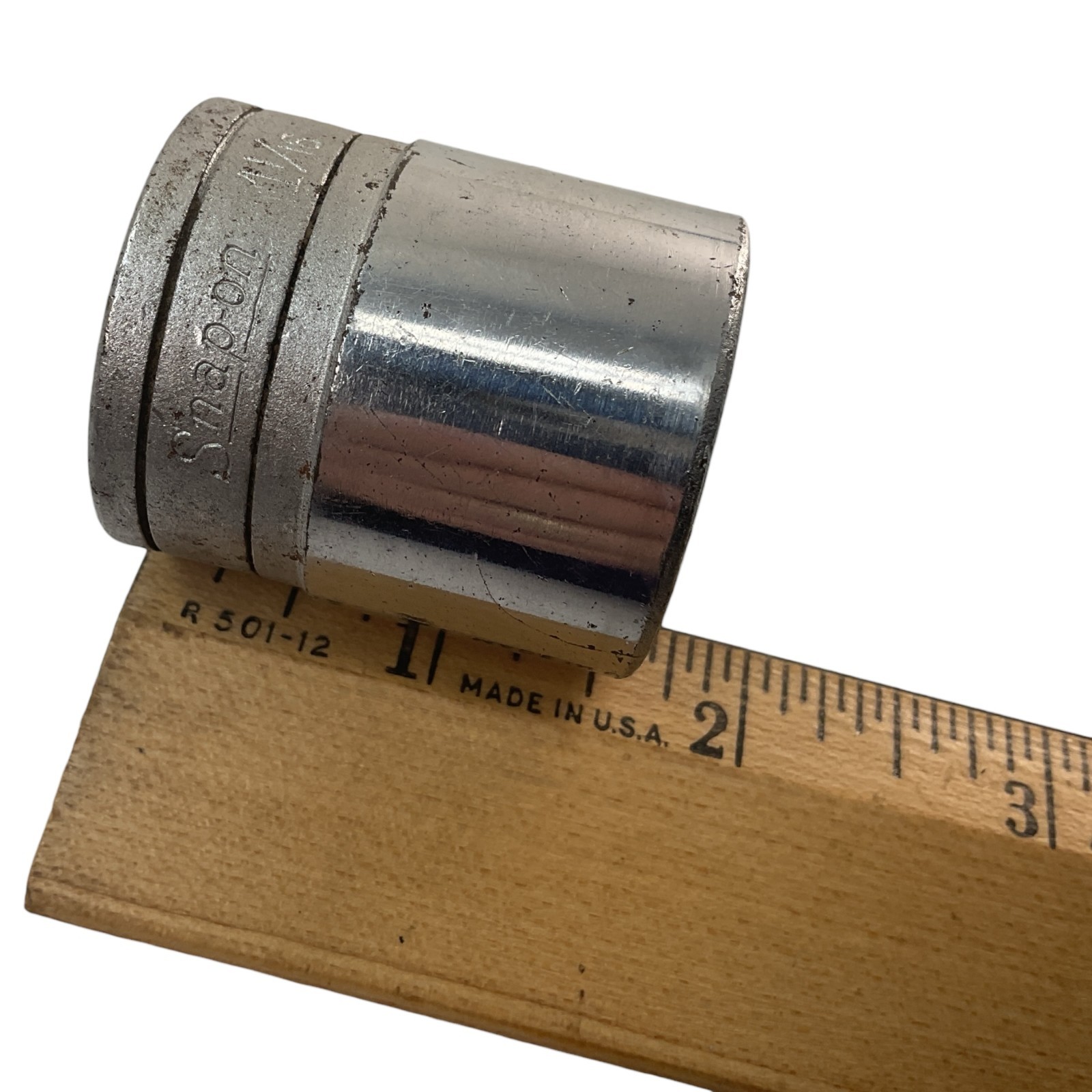 Snap-On Socket 1-1/16″ SW341 1/2″ Drive 12 Pt As Pictured Mechanic Tool USA