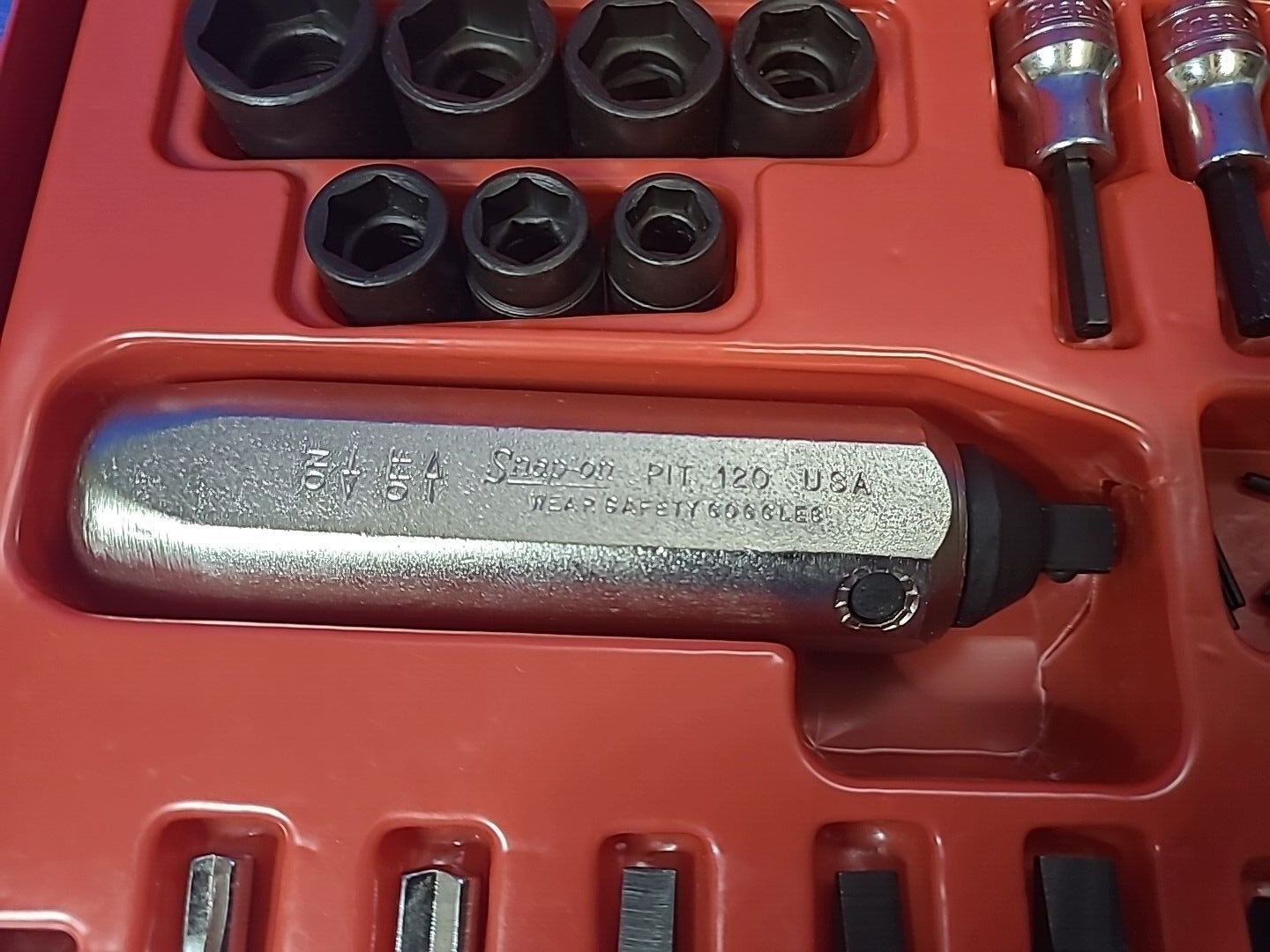 Snap-on PIT2330 3/8″ Driver Set In Metal Case