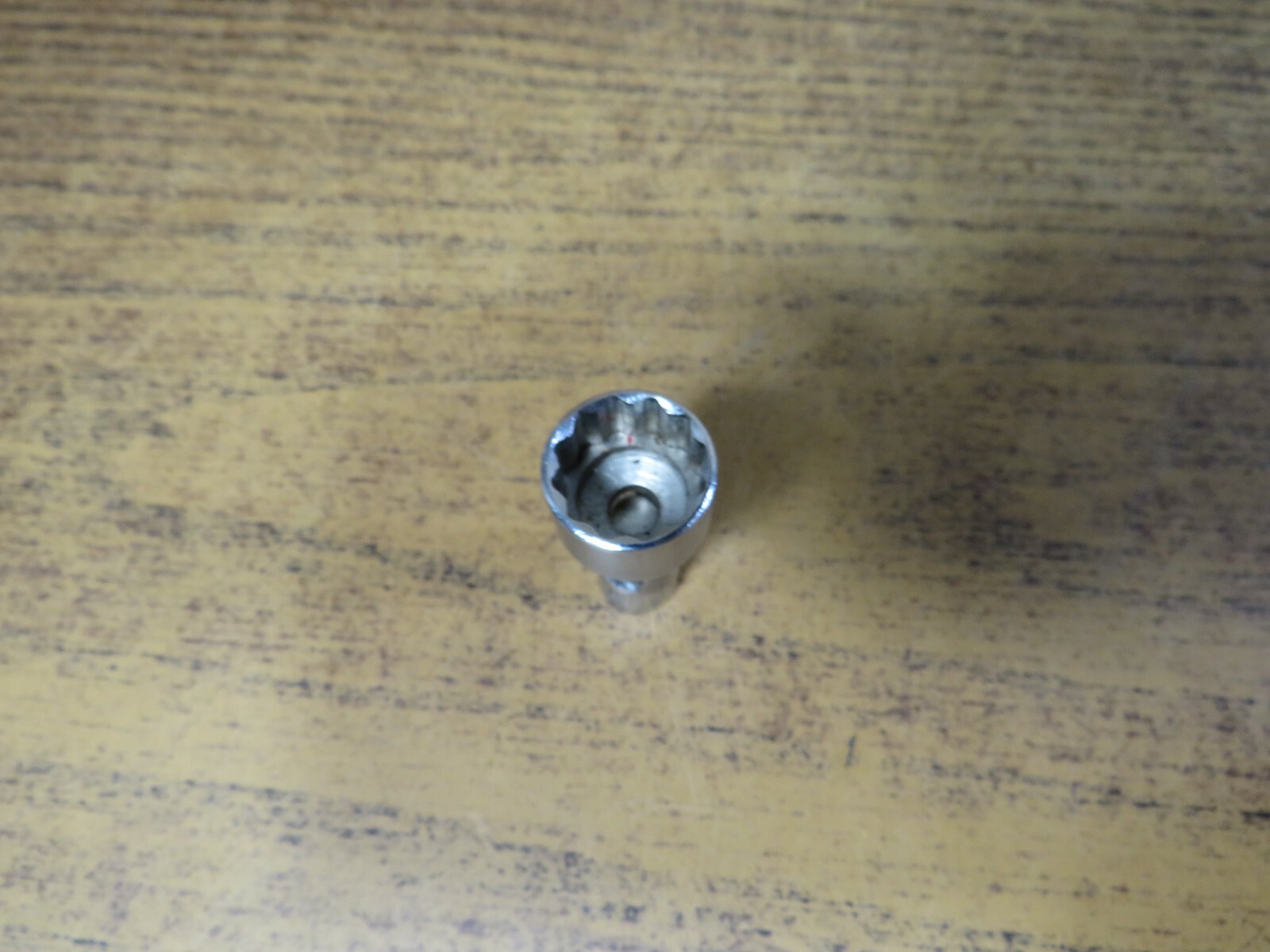 Snap On TMU181 1/4 Drive Shallow Chrome 9/16 12 Point Swivel Socket