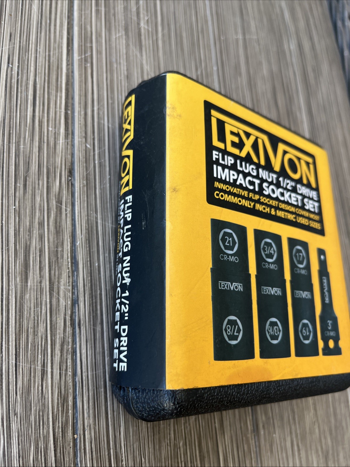 Lexivon 4 Piece Impact Socket Set – 6 Total Lug Nut Sizes Innovative Flip Socket
