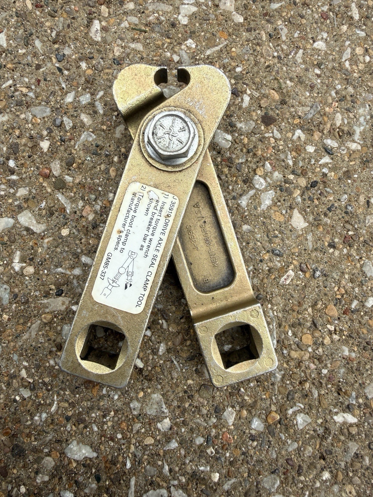 Kent Moore KM J-35910 USA CV Universal Drive Axle Seal Clamp Pliers Tool