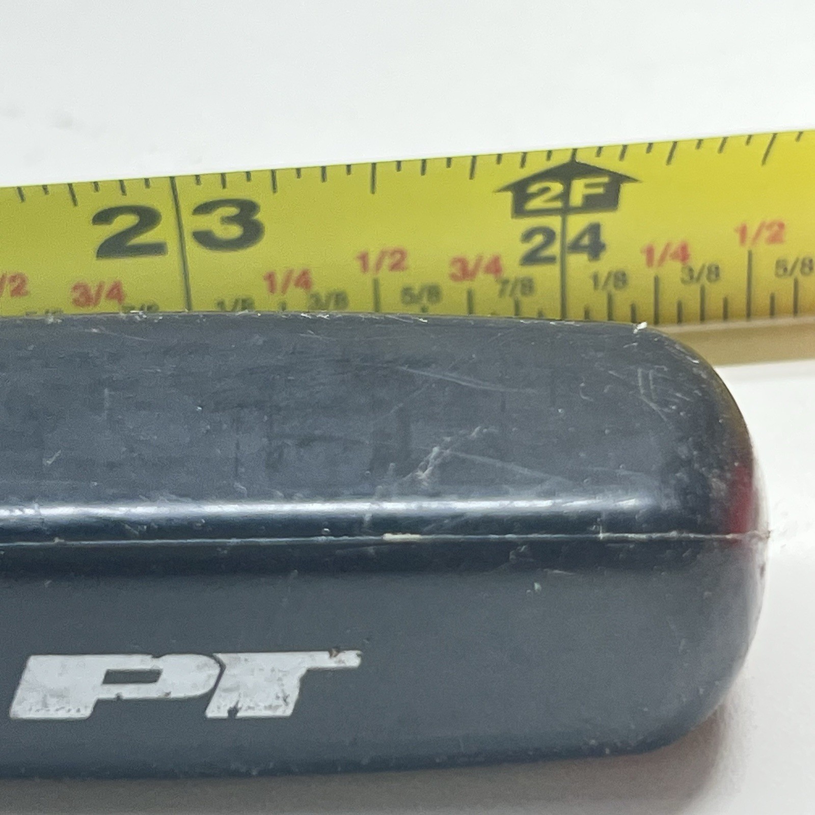 Performance Tool (PT) W83197 Magnetic Flexible Pickup Tool- 2ft- 4lb Capacity
