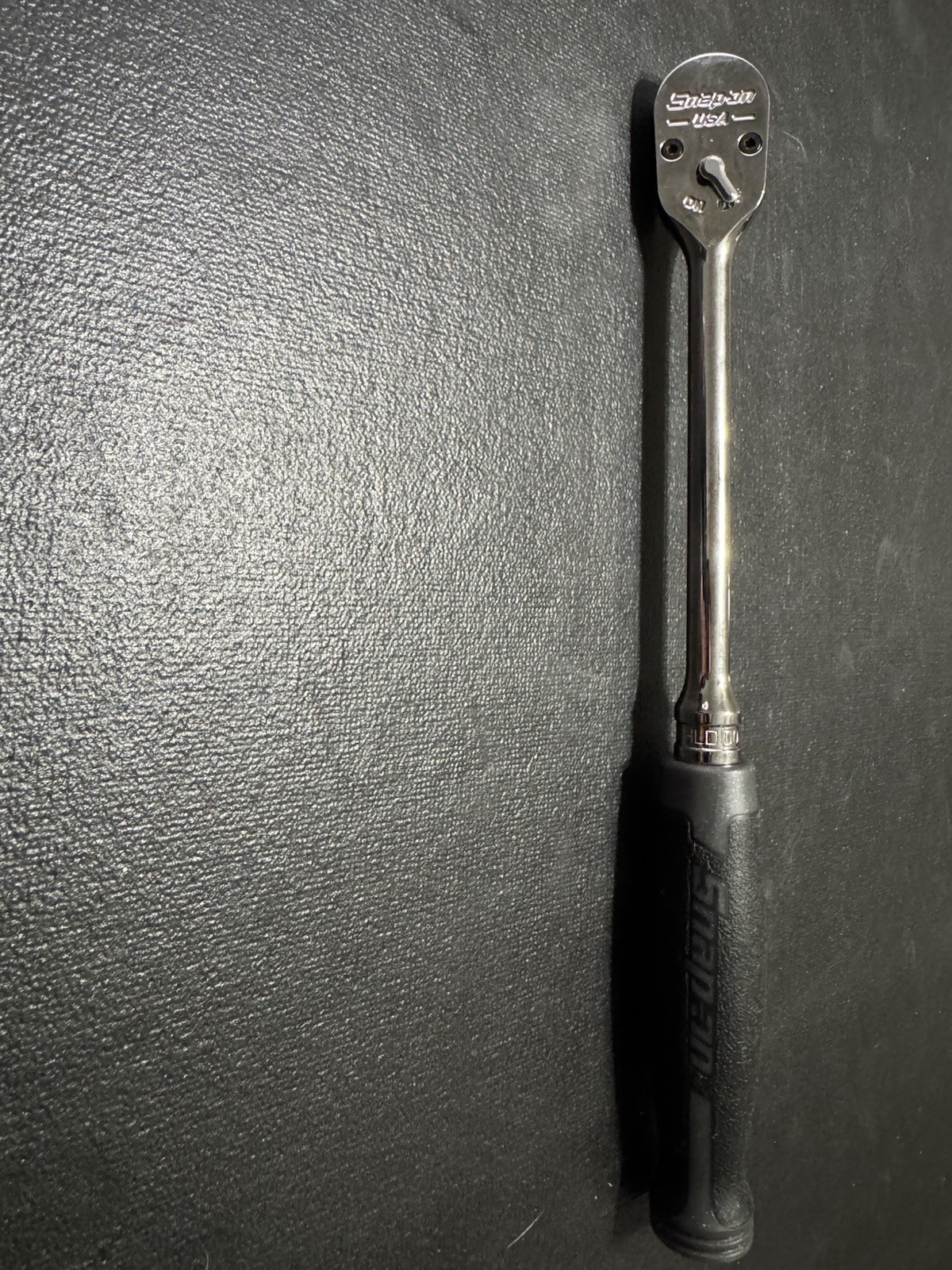 NEW 3/8 Snapon Dark Titanium 100 Tooth Straight Ratchet (Cynergy) Hard Handle
