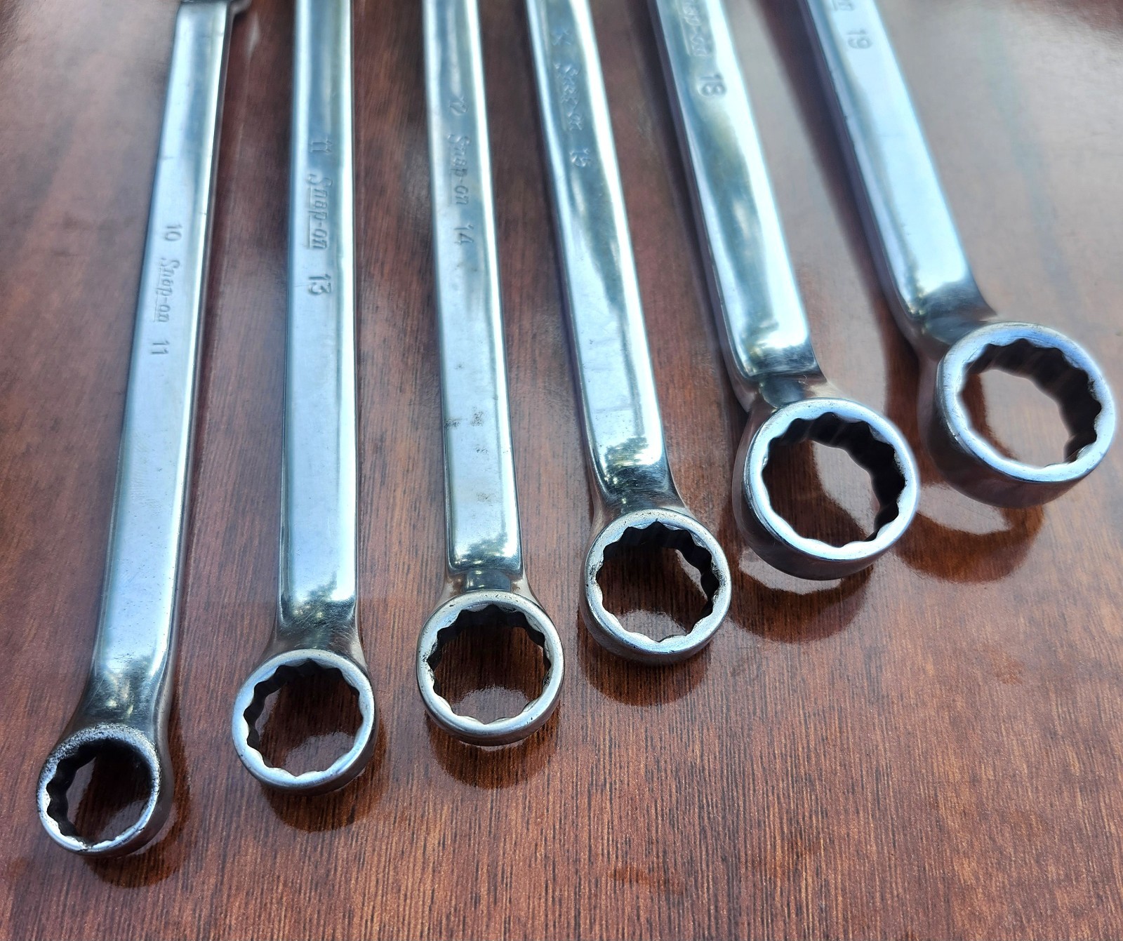 Snap On XBM1011-1719 10-19mm 12 Point 6 Piece 10° Offset Box End Wrench Set USA