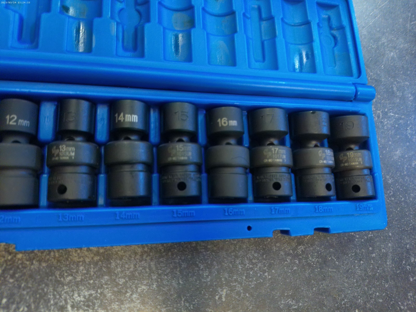 Grey Pneumatic 1210UM 3/8″ Drive 10 Piece Universal Metric Set