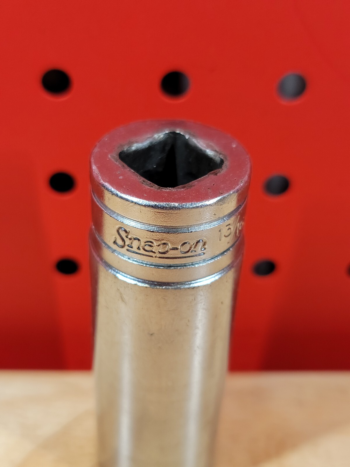 Snap-on Tools S261 13/16″ SAE 1/2″ Drive Deep 12-Point Socket USA