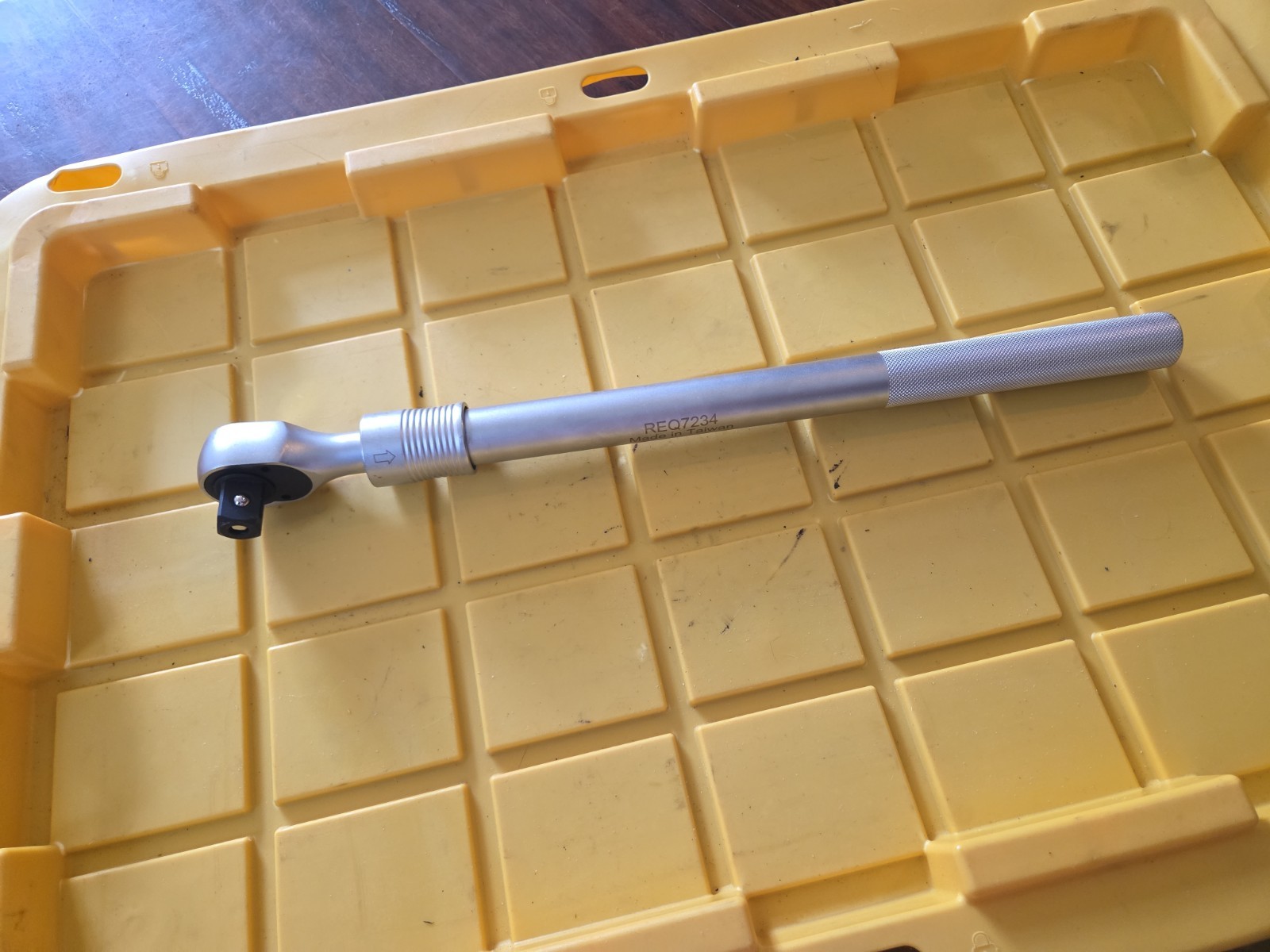 DAWSON 3/4 Inch Drive Extendable Ratchet with 72-Teeth Reversible Quick Release