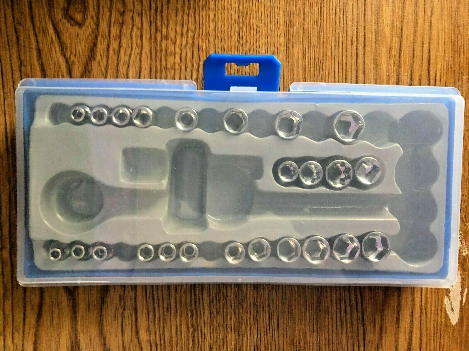 ✔3/8″,1/4″Dr. Sockets(5~22/32″ & 4~15mm, 19mm), 6&8 Point, Adapter, Ext.&Spinner