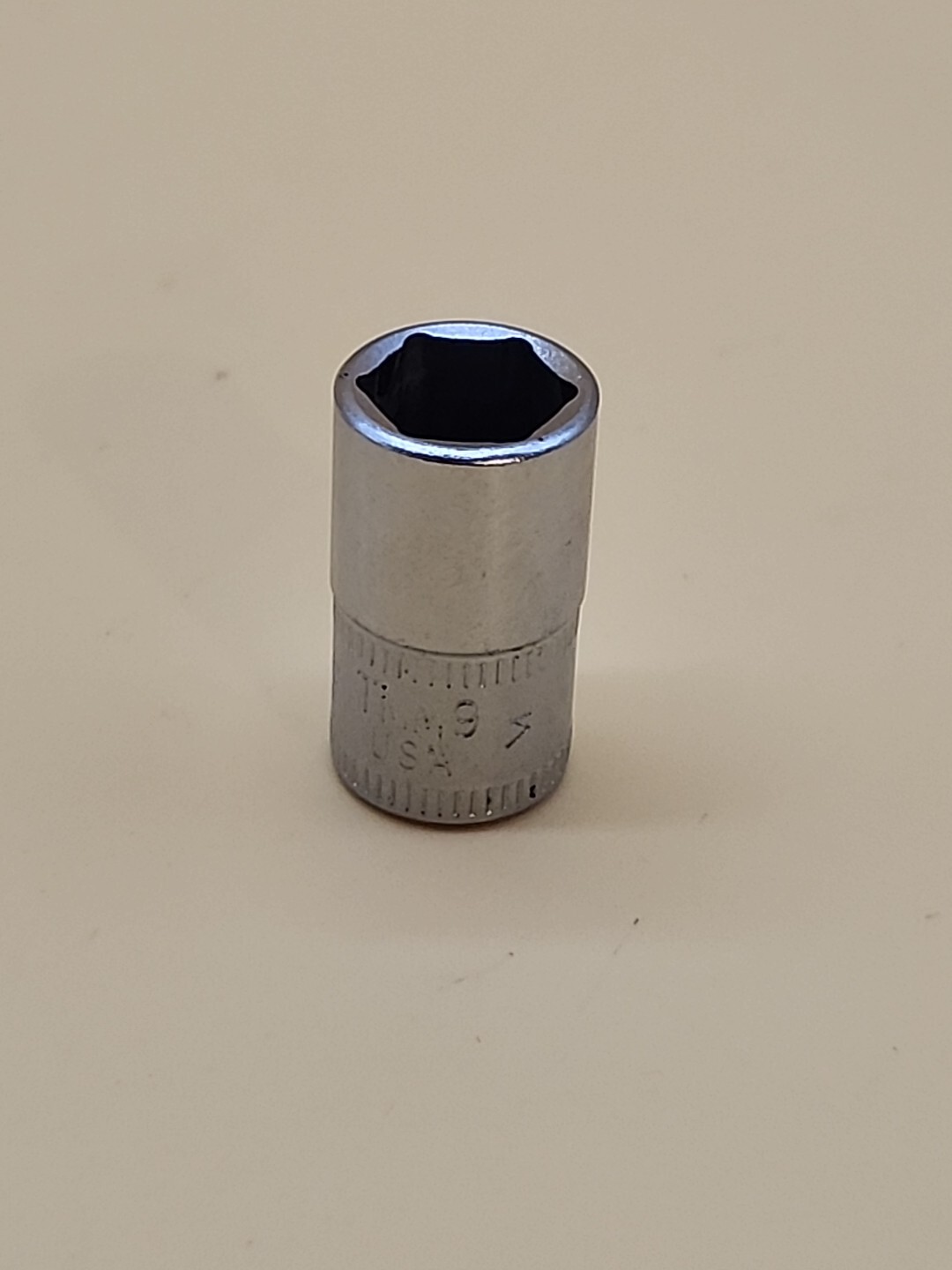 Snap-on Tools 1/4″ Drive 9mm Metric 6 point Shallow Chrome Socket TMM9 USA