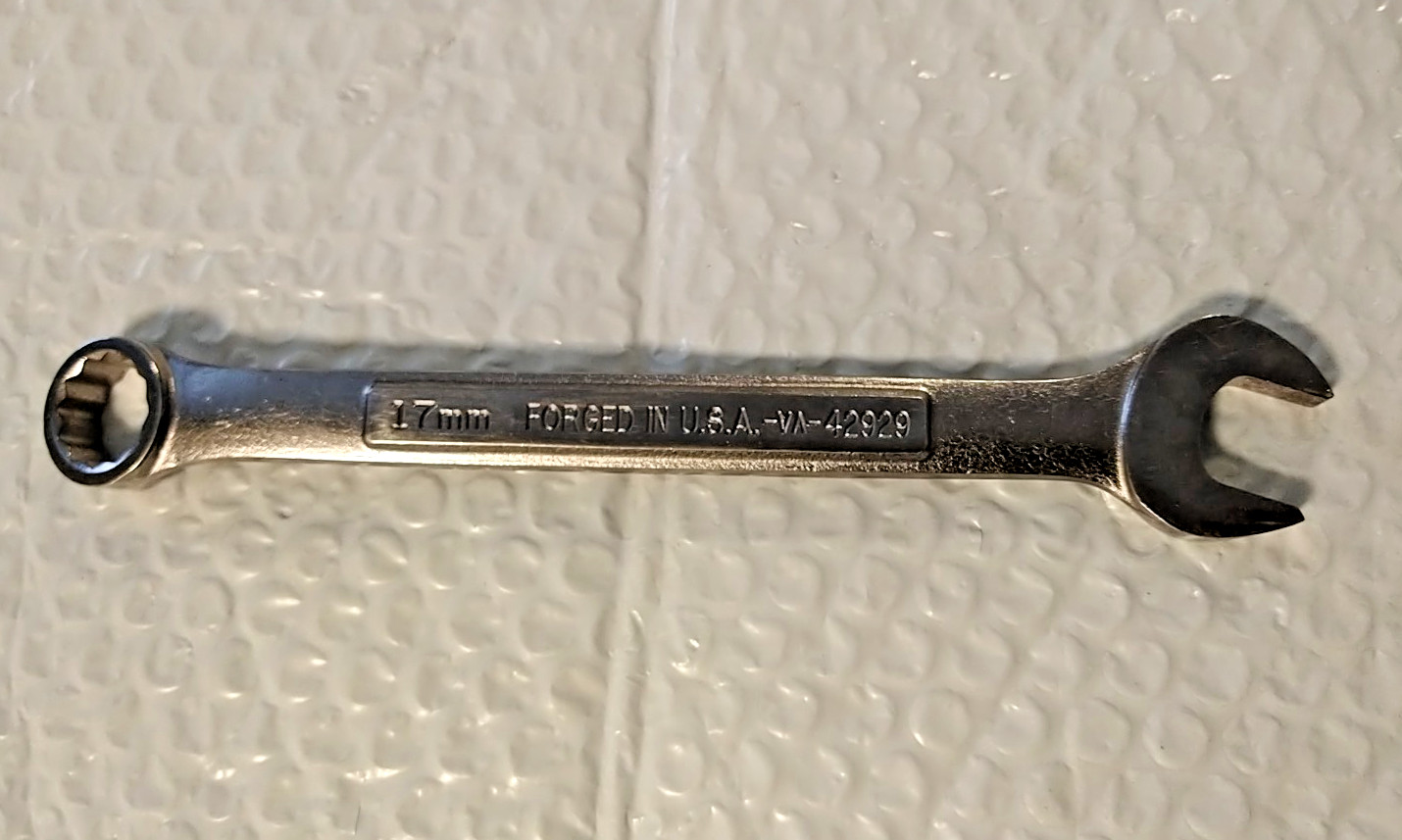 CRAFTSMAN TOOLS USA VV42929, 17MM. COMBINATION WRENCH, 8.2″ LONG, 12 POINT *NOS*