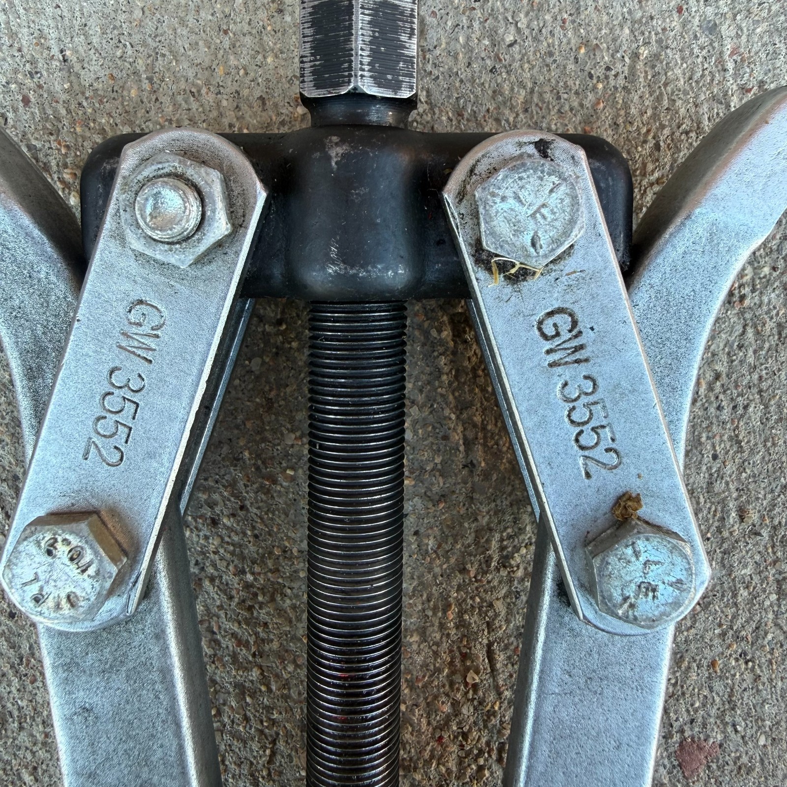 3” 3-Jaw Gear Puller Bearing Pulley Remover Heavy Duty Forged Steel