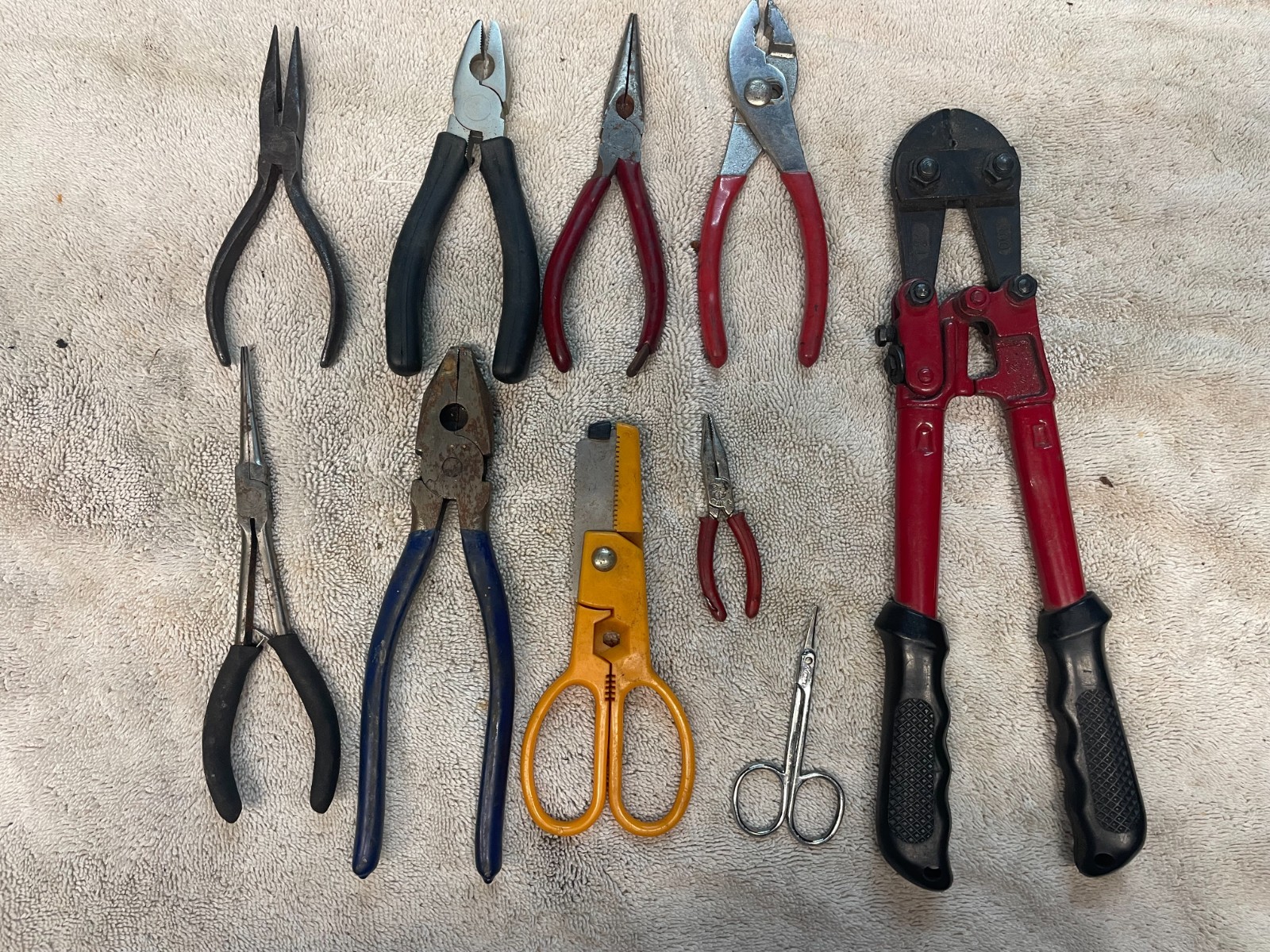 Mixed Hand Tool Lot – Pliers, Snips, Bolt Cutters, Scissors & More (11 Tools)
