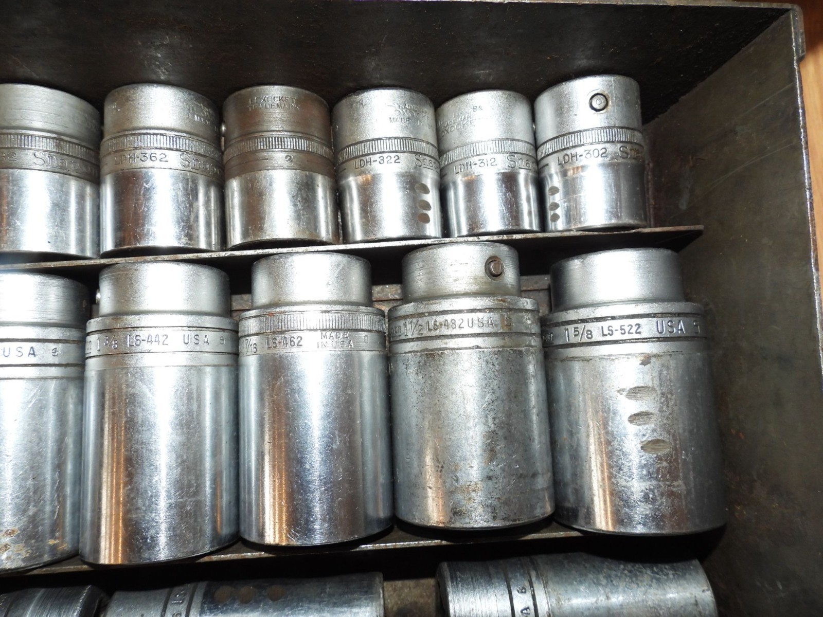 Vintage Snap On 28 Pc 3/4″ 3/4inch Drive Socket Set w/ Dr Metal Box