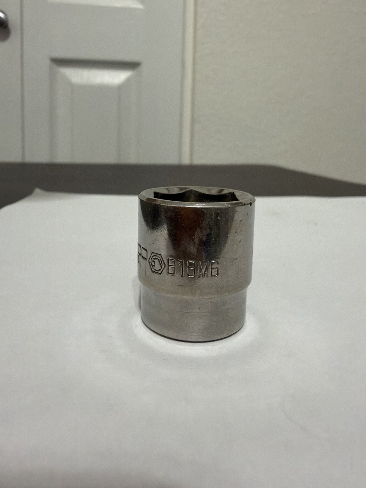 Matco Tools 3/8″ Drive 18mm 6 Pt Socket B18M6 USA