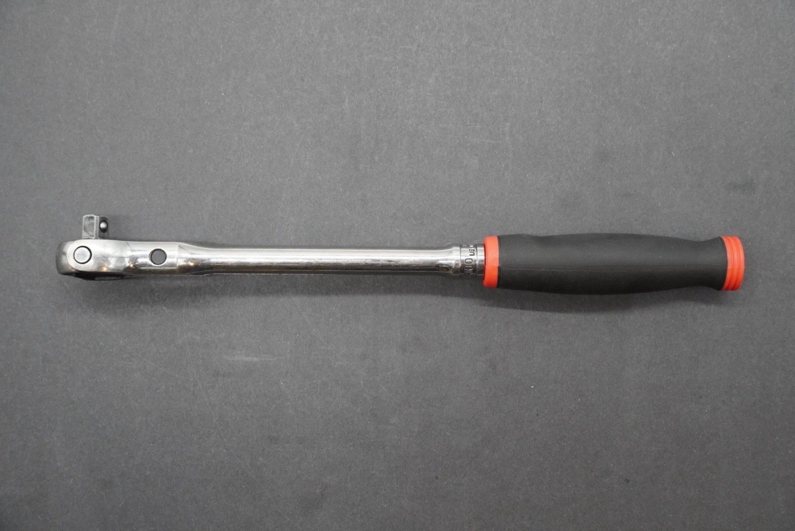 Snap On Ratchet 3/8” Drive Round Head Swivel Soft Grip Handle ( Red ) FHNF100