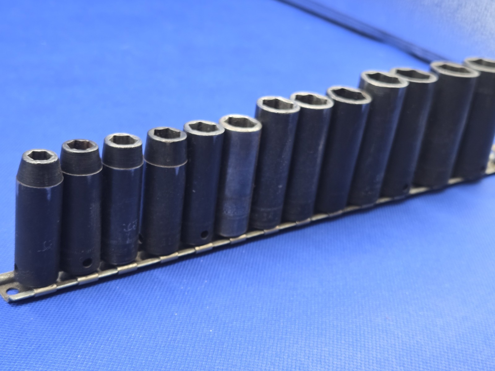 13 Snap-on Impact Deep Well Sockets Metric 8mm to 19mm & 21m 3/8″ Drive