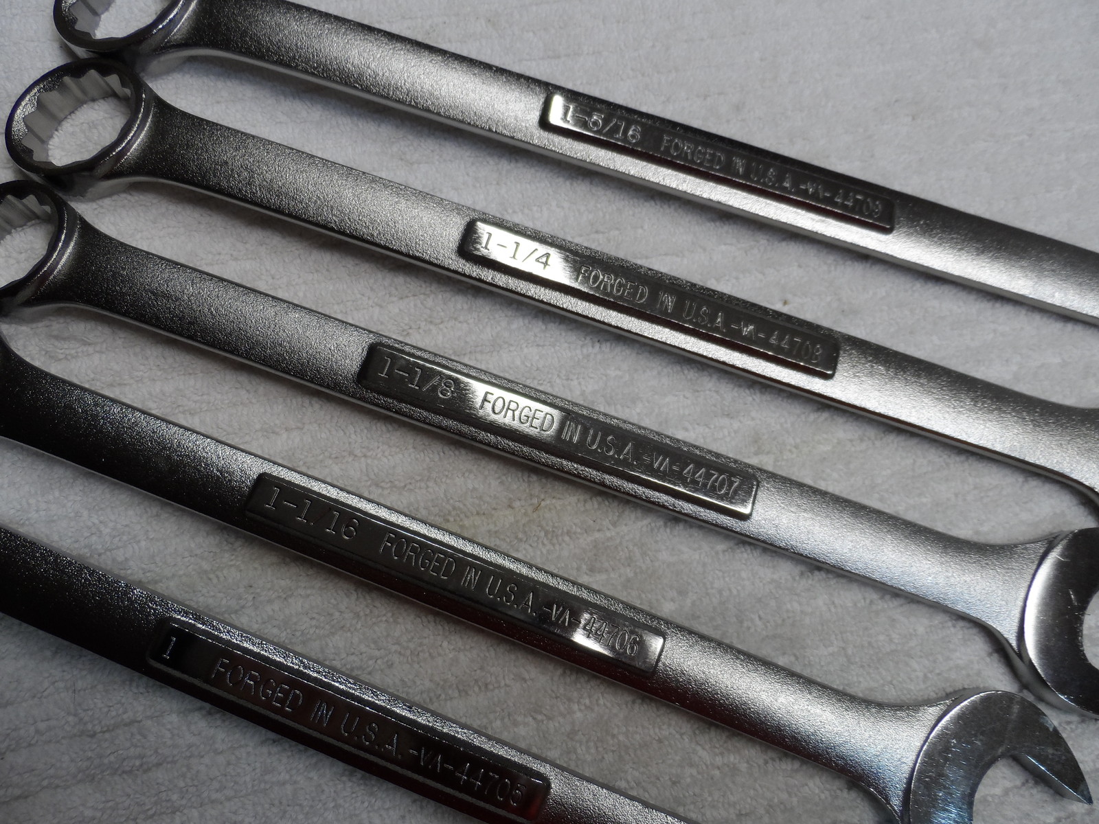 Craftsman SAE Combination Wrench Set, USA NOS, 12 pt, 1″ to 1-5/16″ – 5 pcs