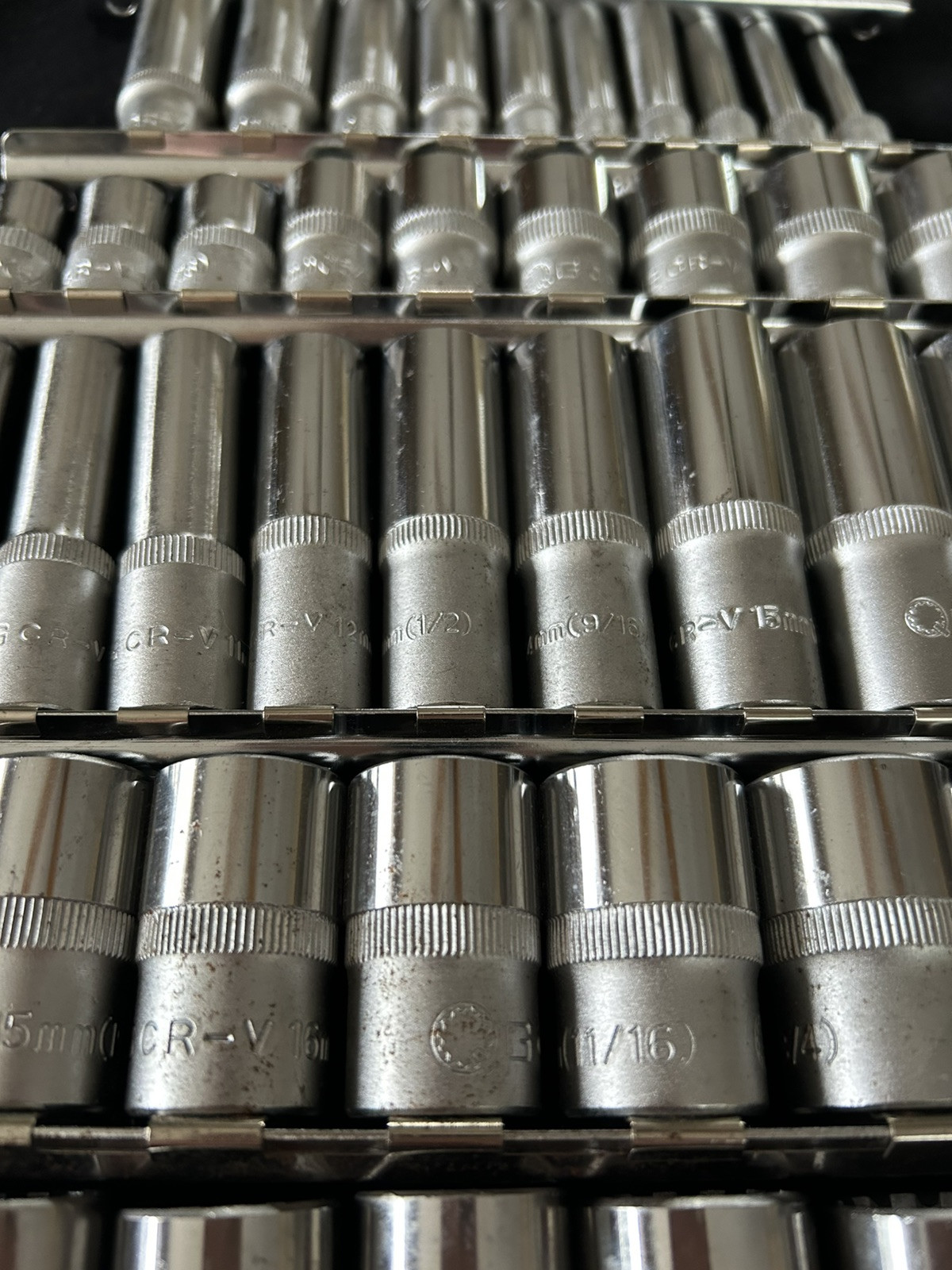 79 Pc Socket/Ext Lot Rails Chrome Vanadium CR-V 1/2” 3/8” & 1/4”Drive SAE Metric